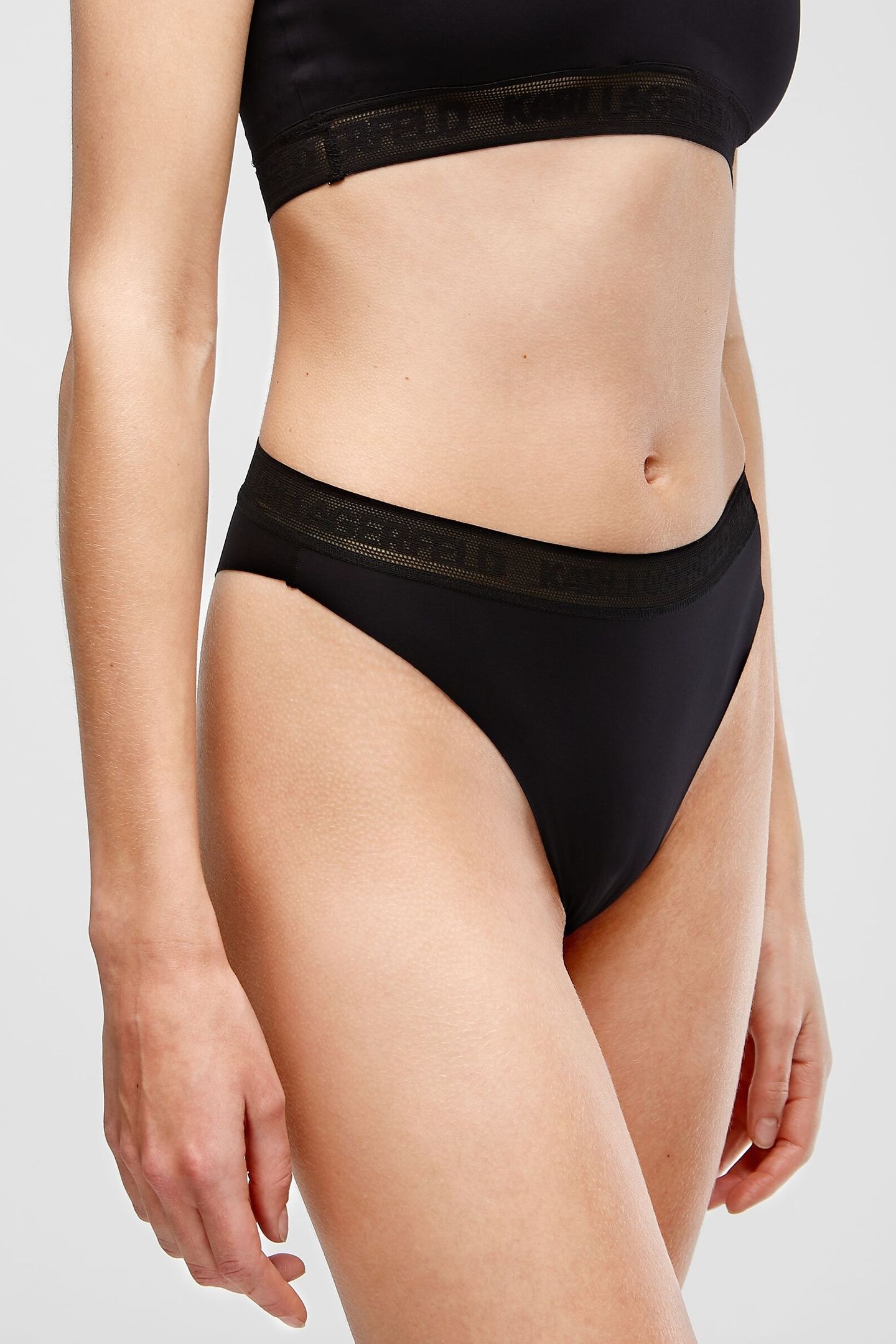 ULTRALIGHT HIGH RISE BRAZILIAN BLACK 4