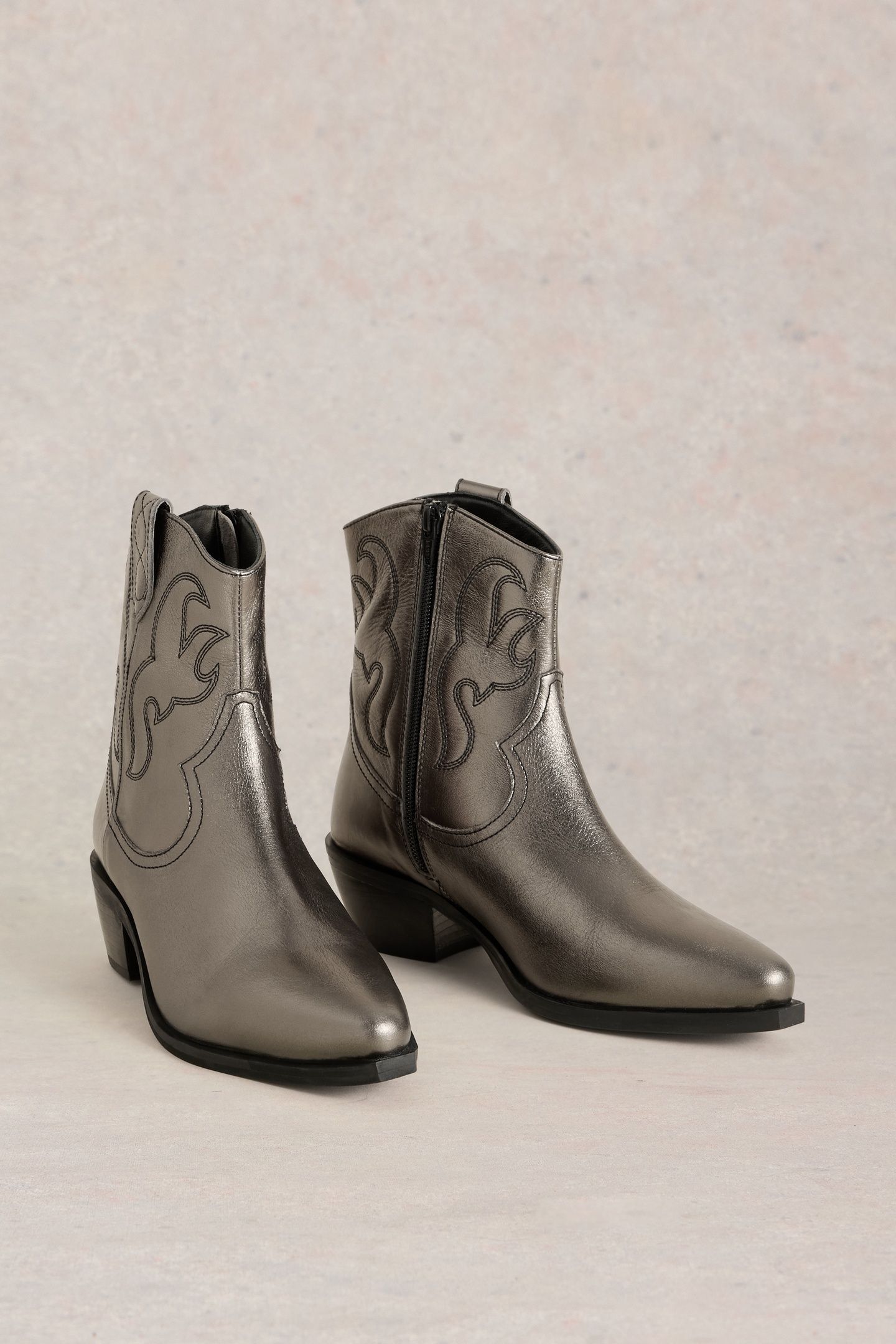 BEAU WESTERN BOOT PEWTER MET 2