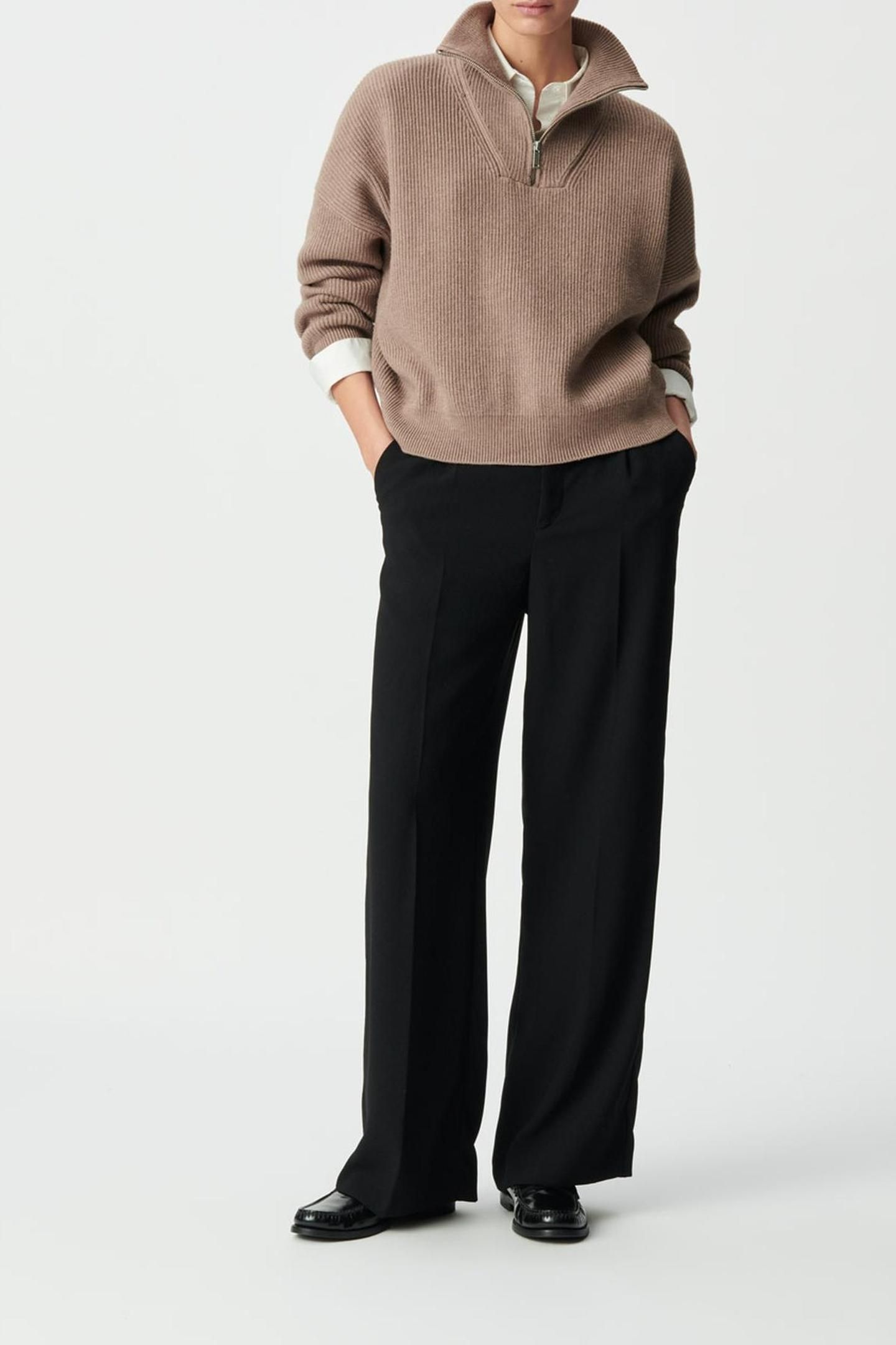 BEIGE RIB KNIT ZIP-NECK SWEATER 3