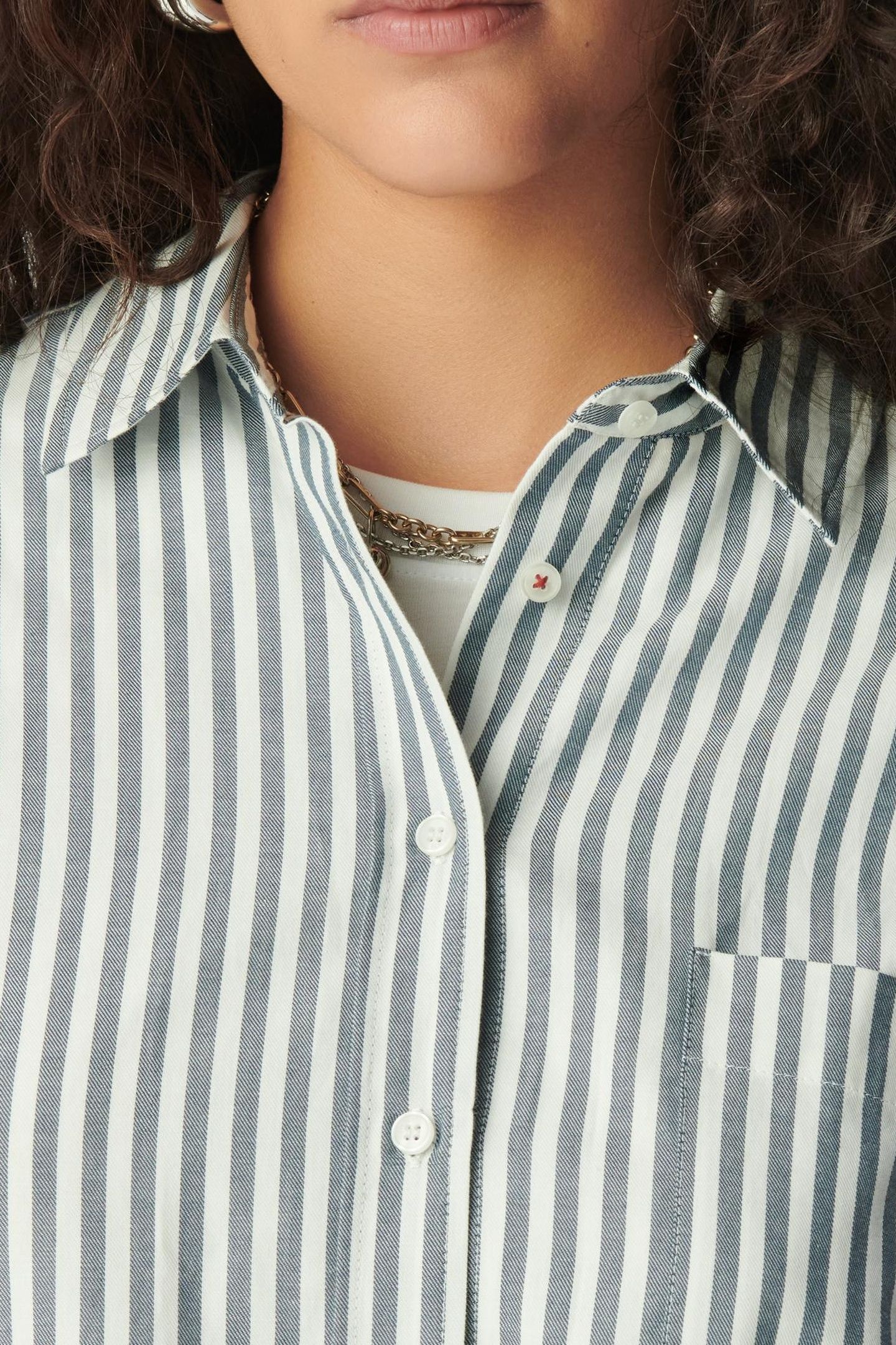 BLUE AND WHITE STRIPED SHIRT 6