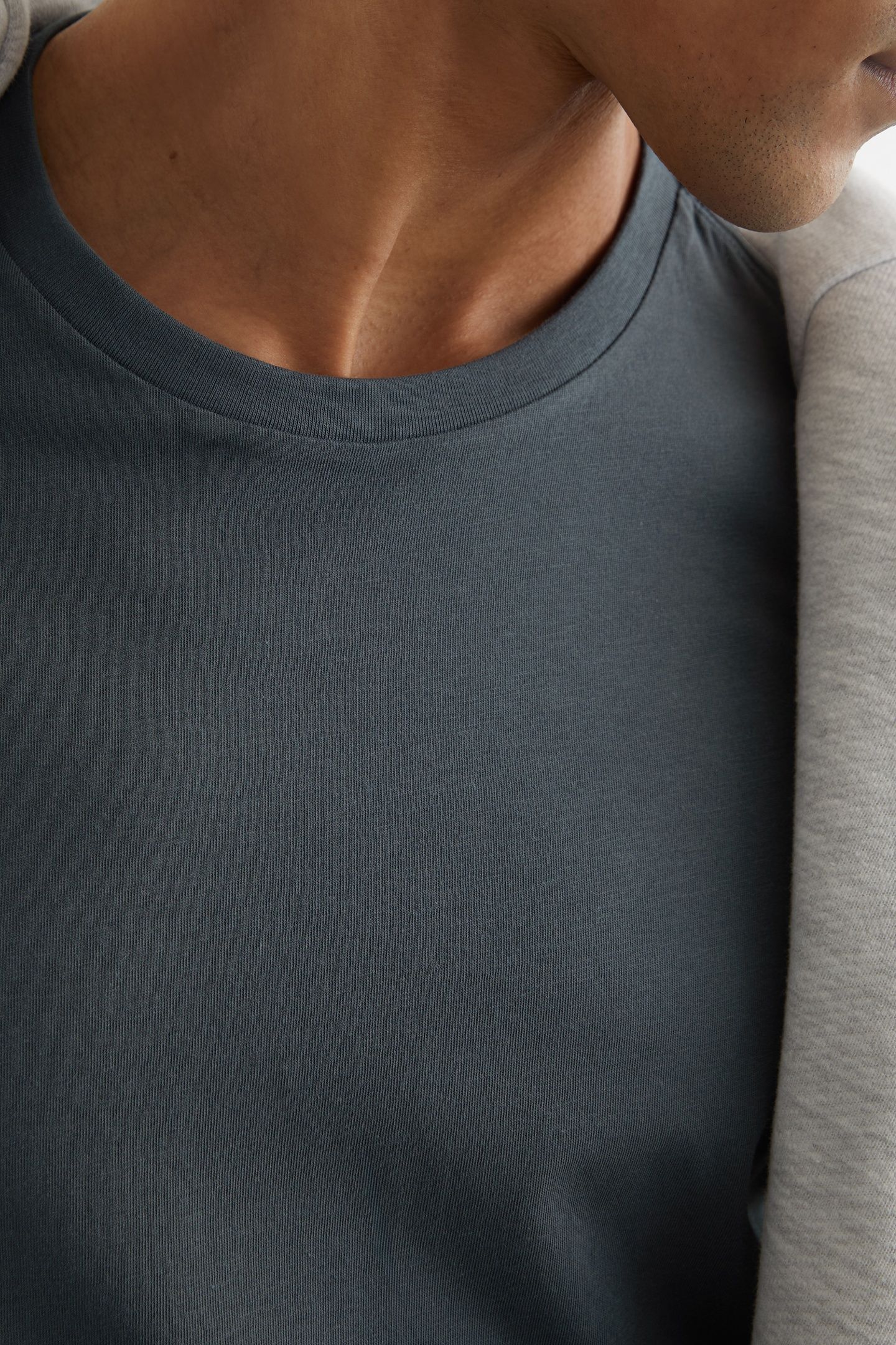 SS CREW NECK TSHIRT PETROL BLUE 6