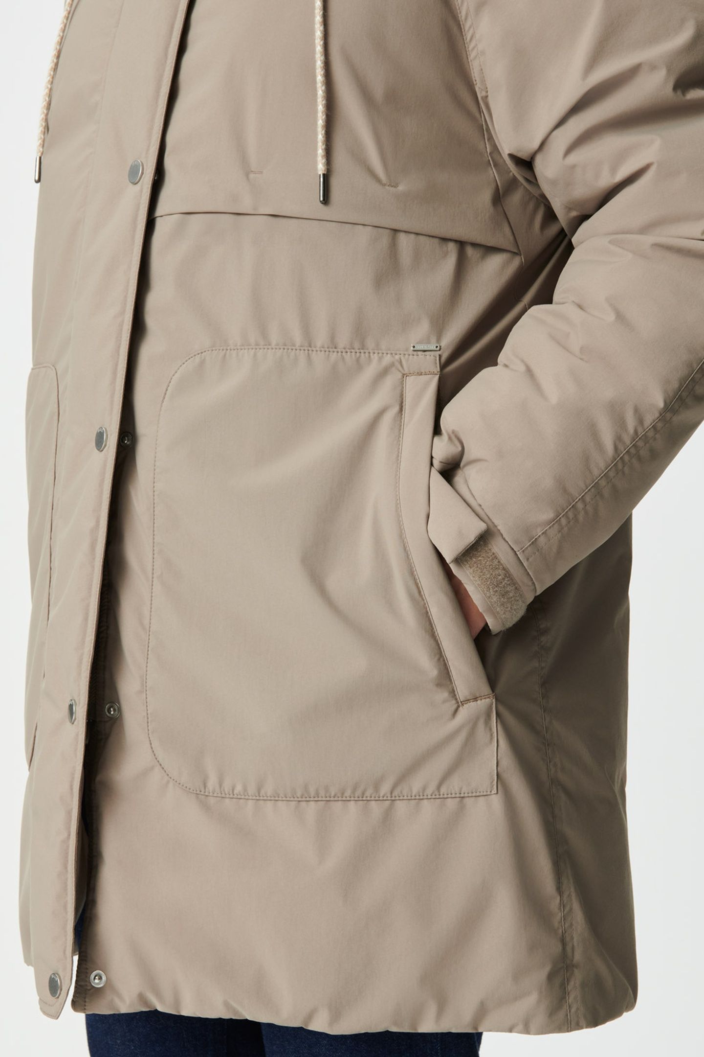 BEIGE PADDED JACKET WITH FUR-LINED HOOD 8