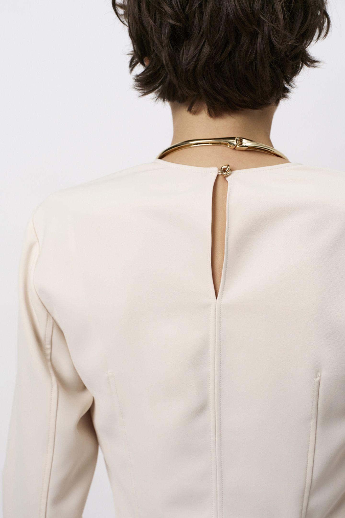 CINDER V-NECK TOP OATMEAL CREAM 5