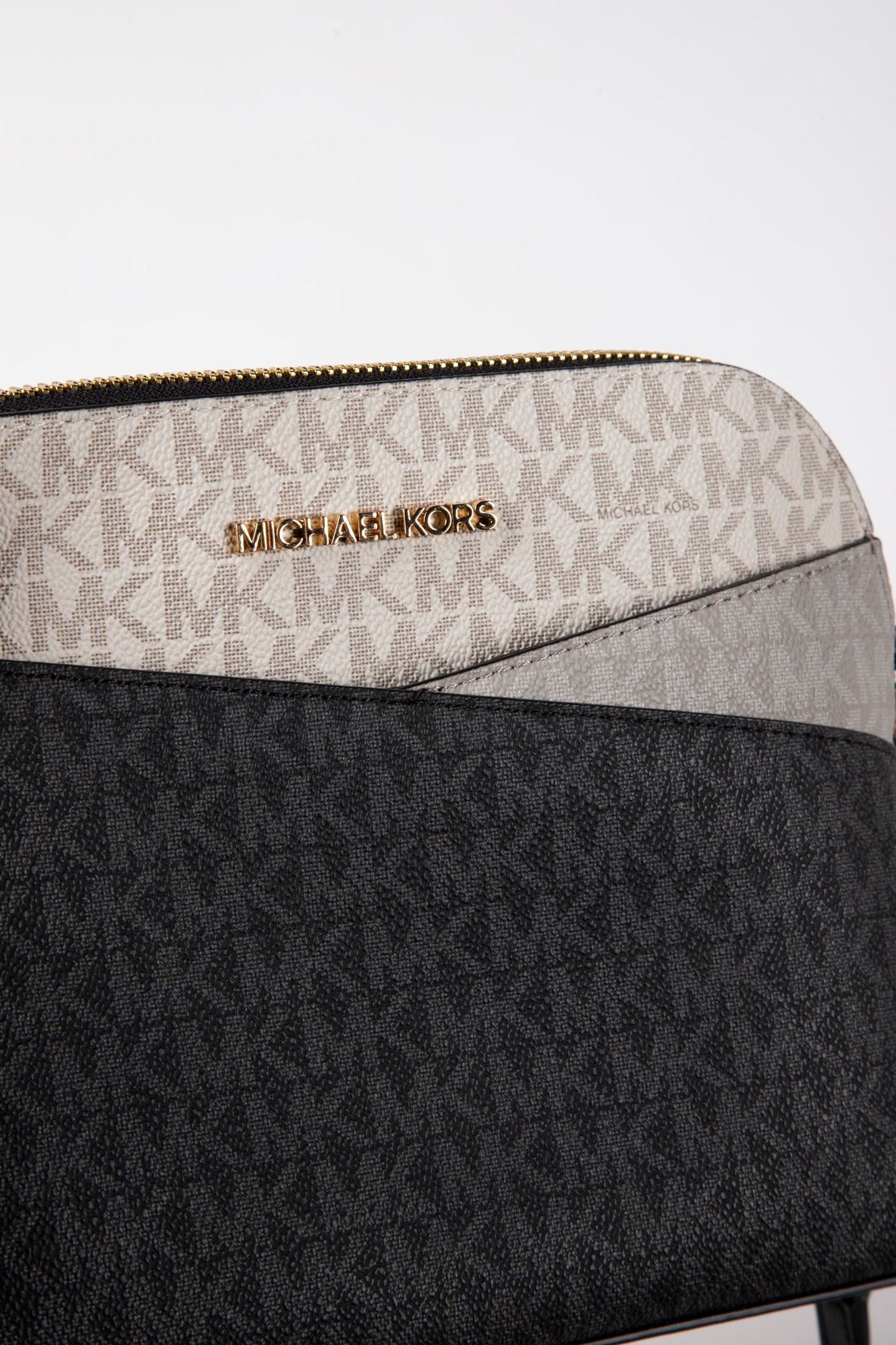 MEDIUM DOME CROSSBODY BLACK MULTI 4