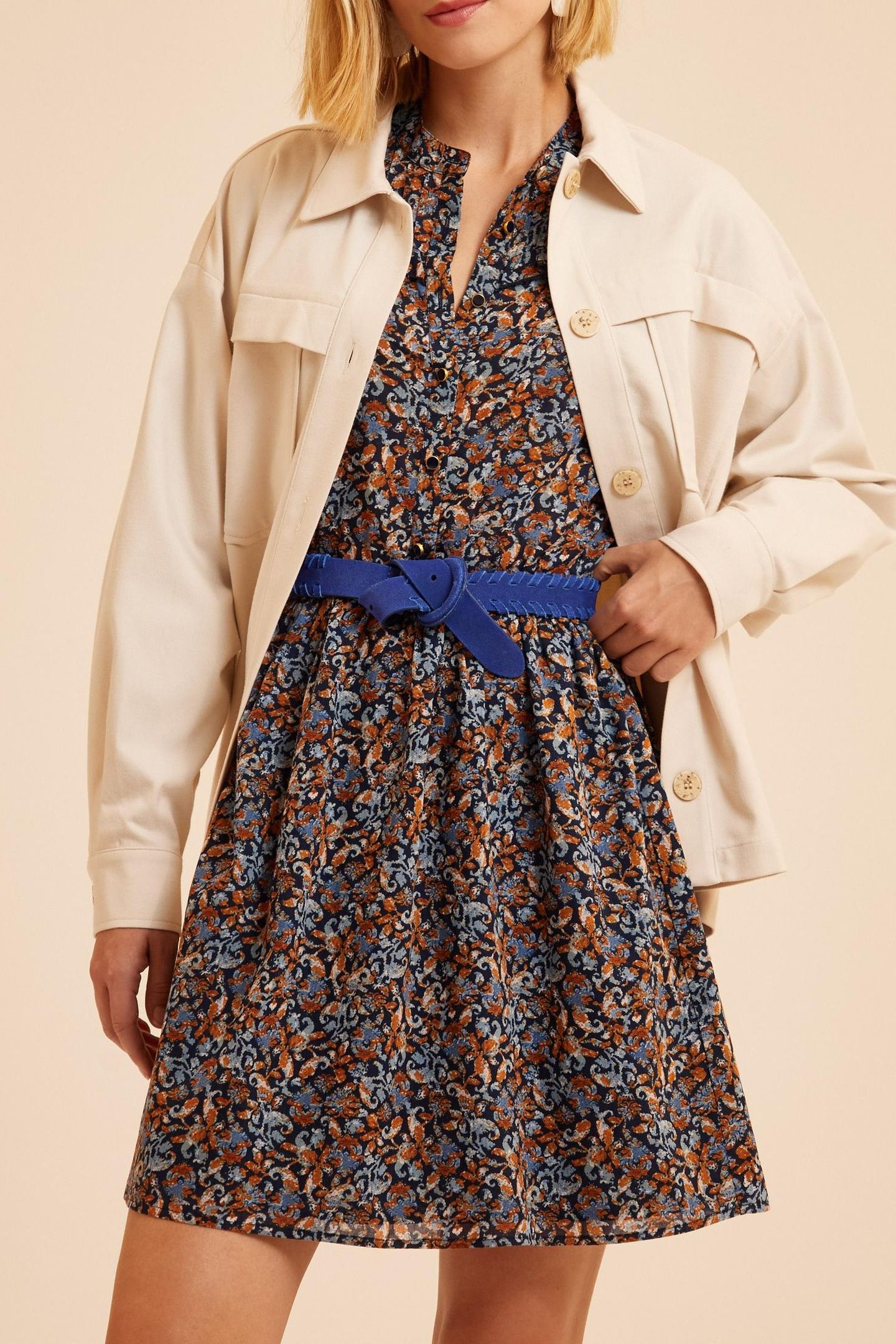 BLUE DRESS WITH BAROQUE FLOWER PRINT 4