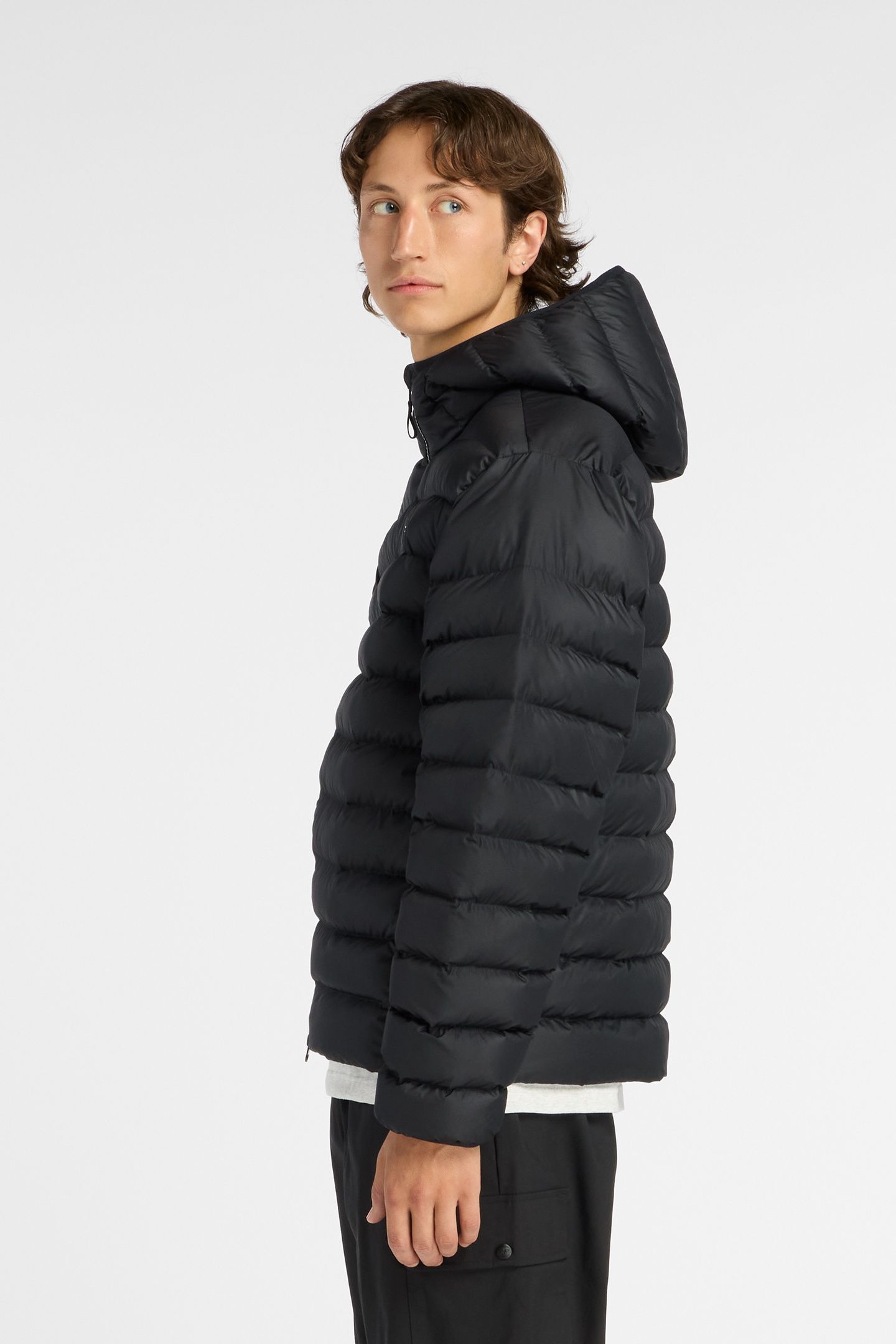 SPORT ESSENTIALS HOODED PUFFER BLACK 3