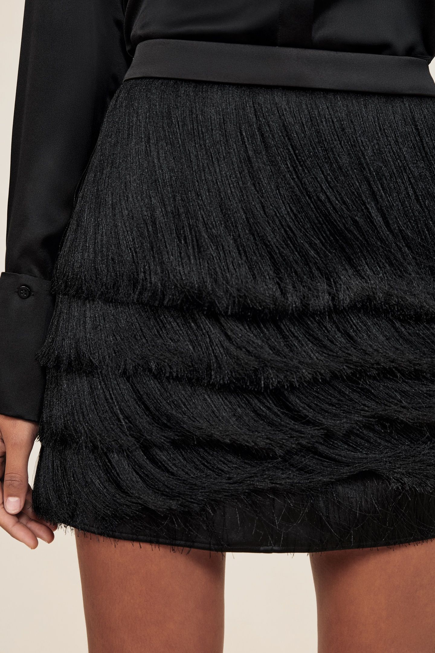 FRINGE MINI SKIRT BLACK 4