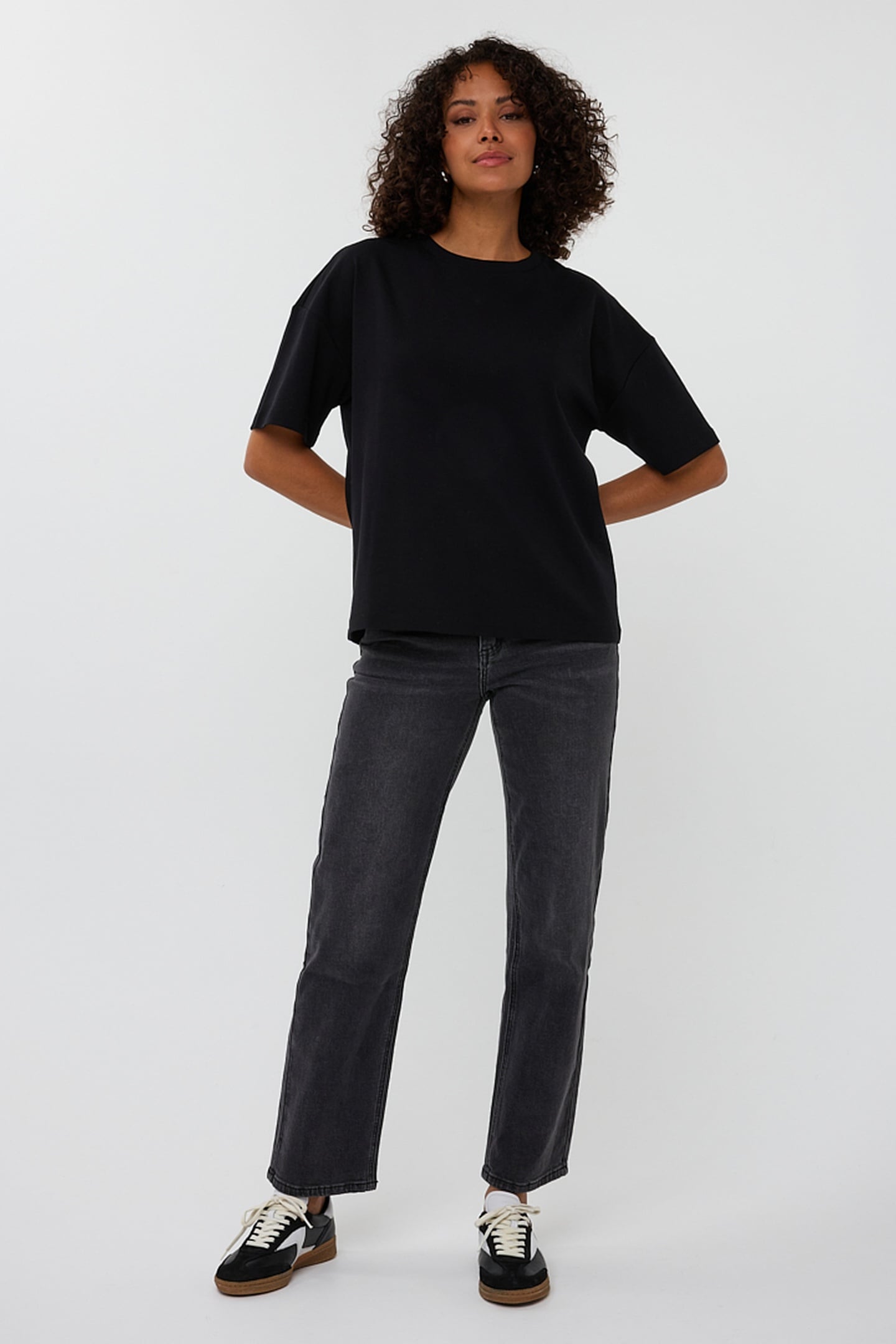 T-SHIRT OVERSIZED BASIC BLACK 2