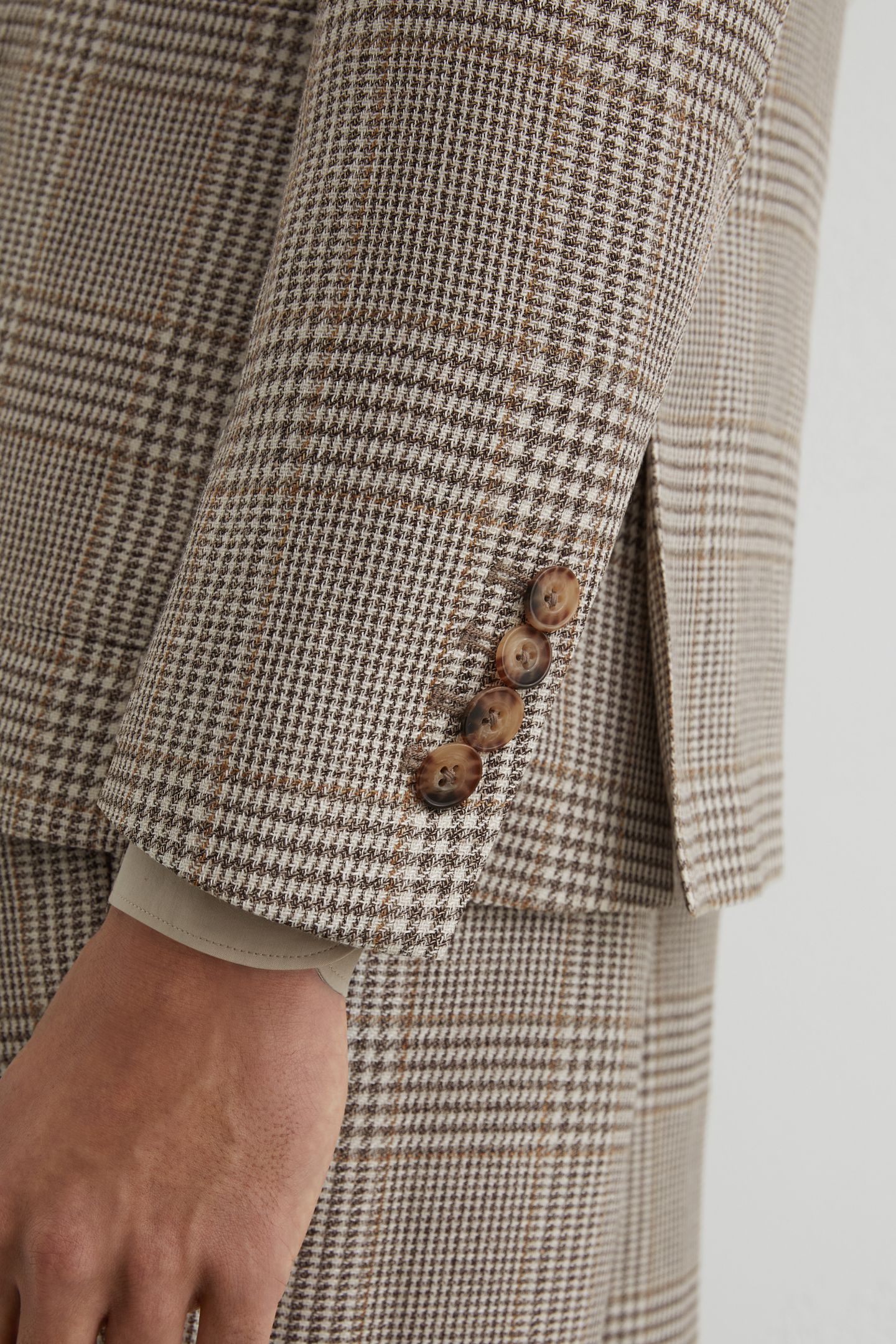 SB 2B NOTCH PRINCE OF WALES CHECK BLAZER OATMEAL BROWN 8
