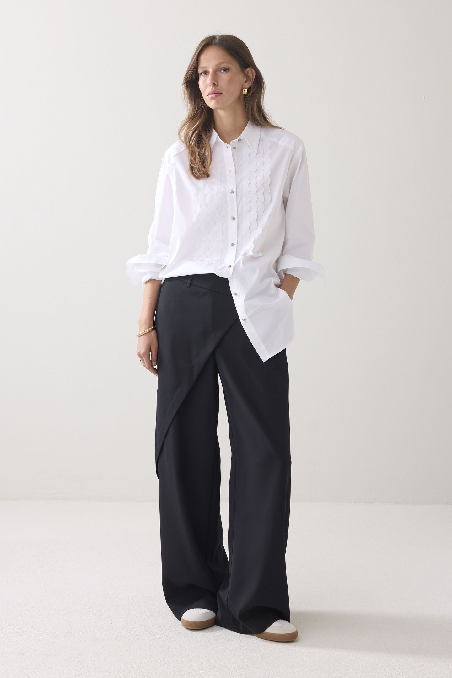 TROUSERS FLUID BLACKS 1