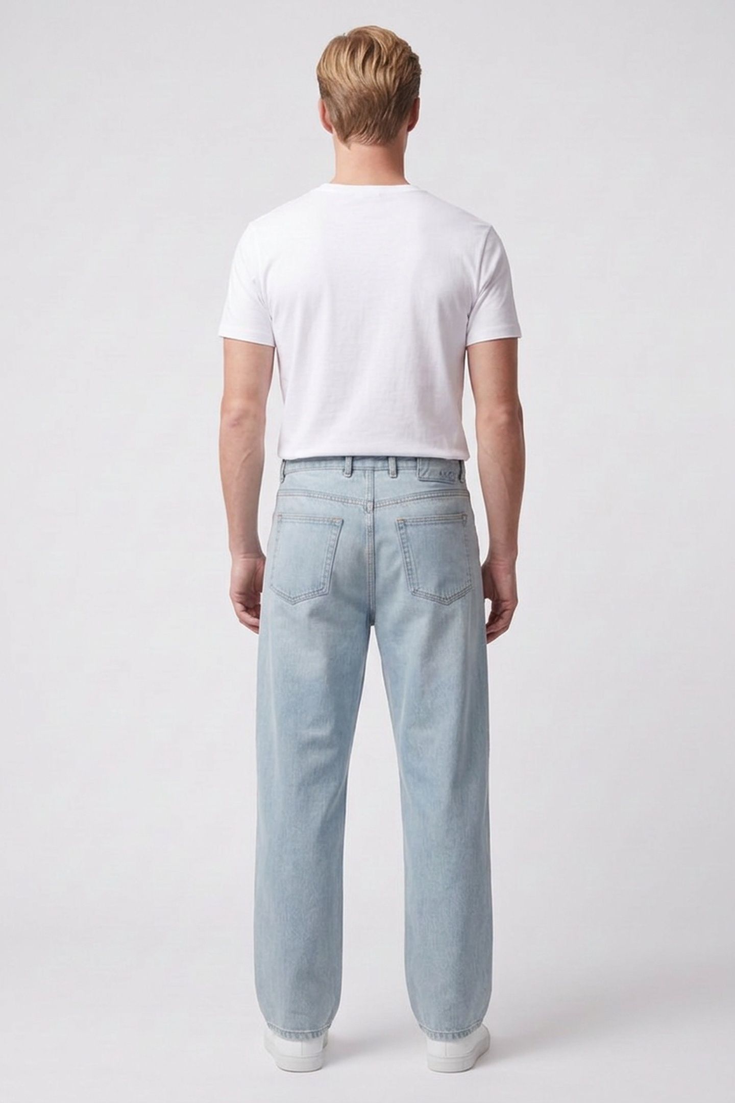 UNISEX JEANS AARON LIGHT BLUE 4