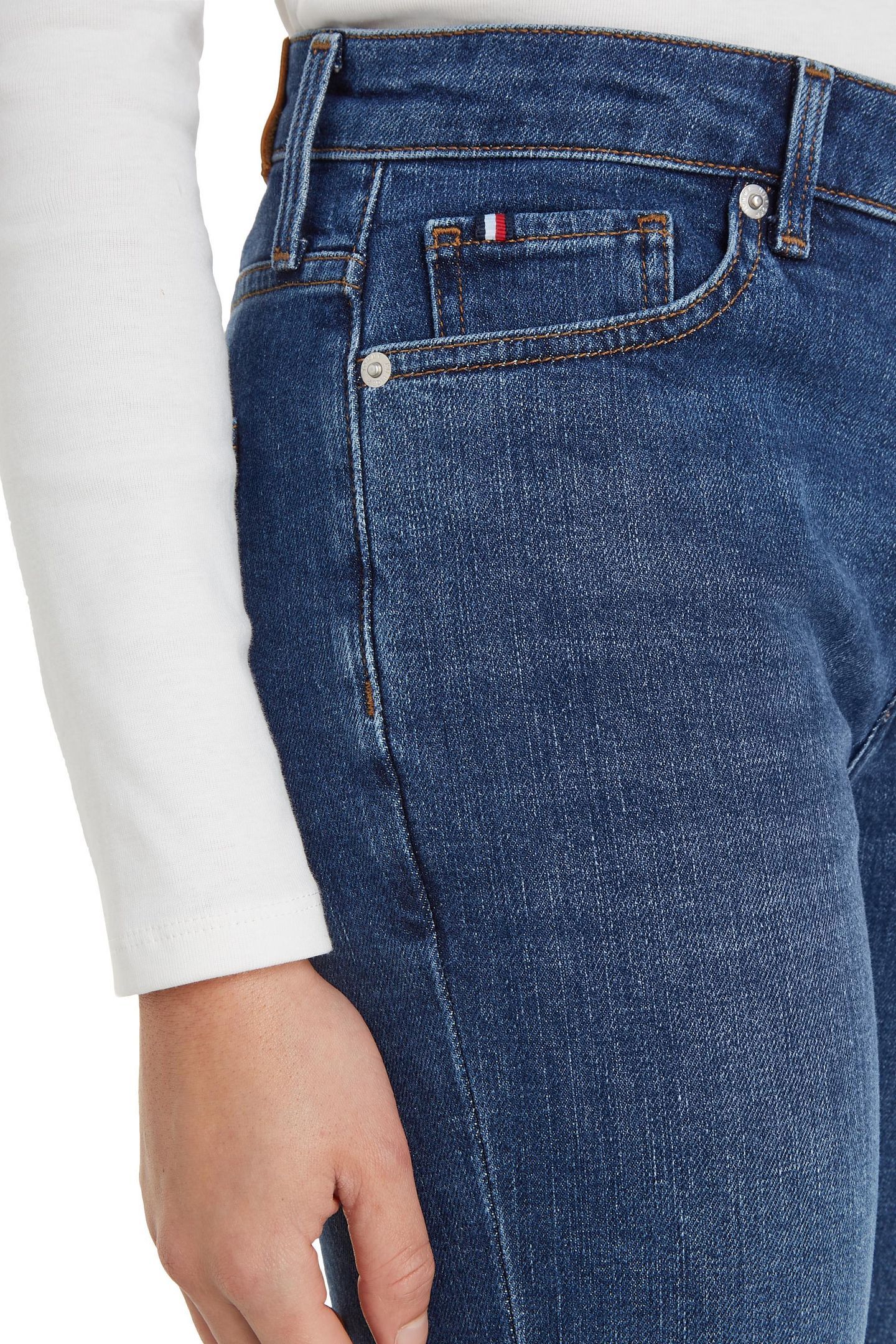 BOOTCUT MID RISE ANA ANA 5