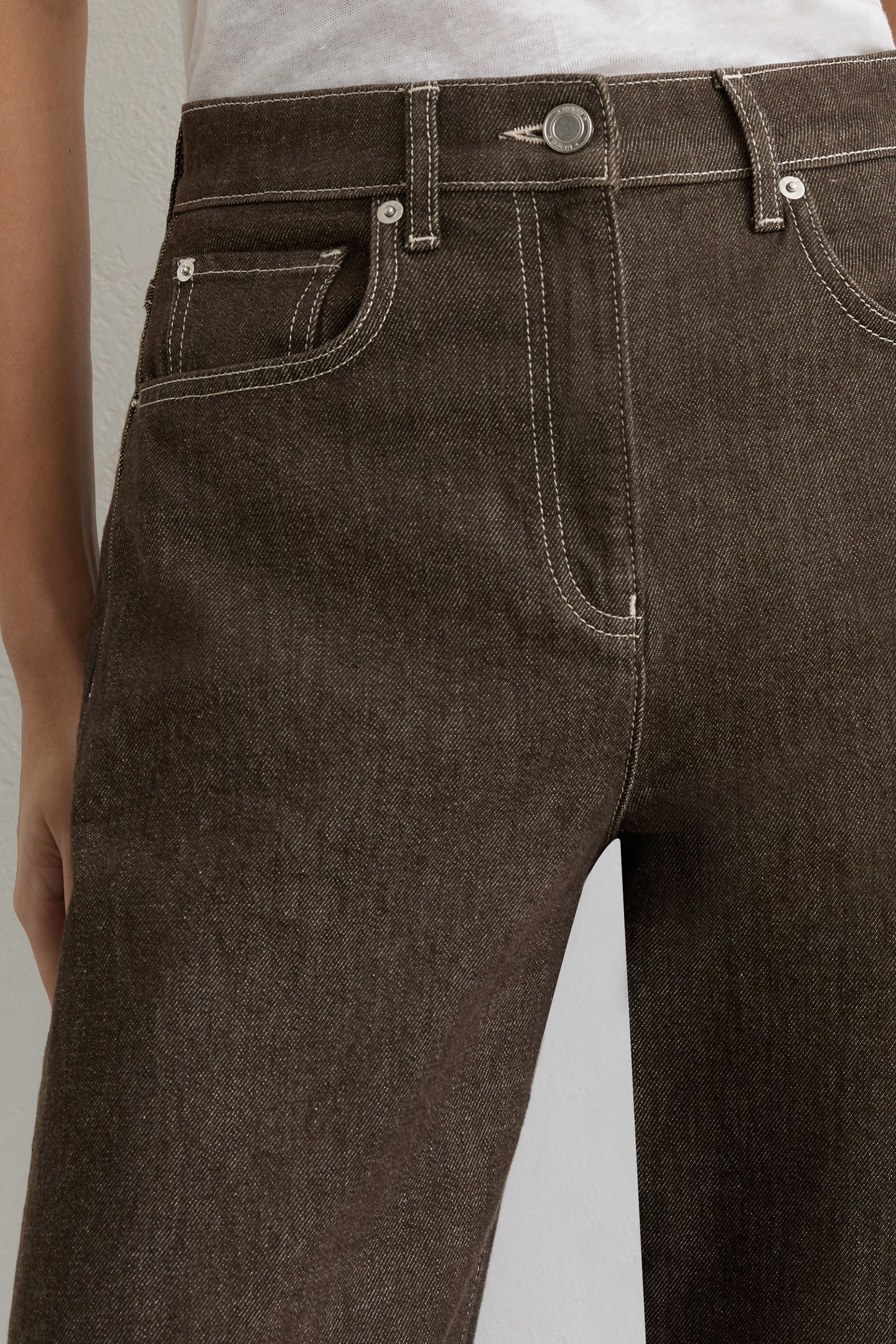 BARREL LEG JEAN BROWN 7