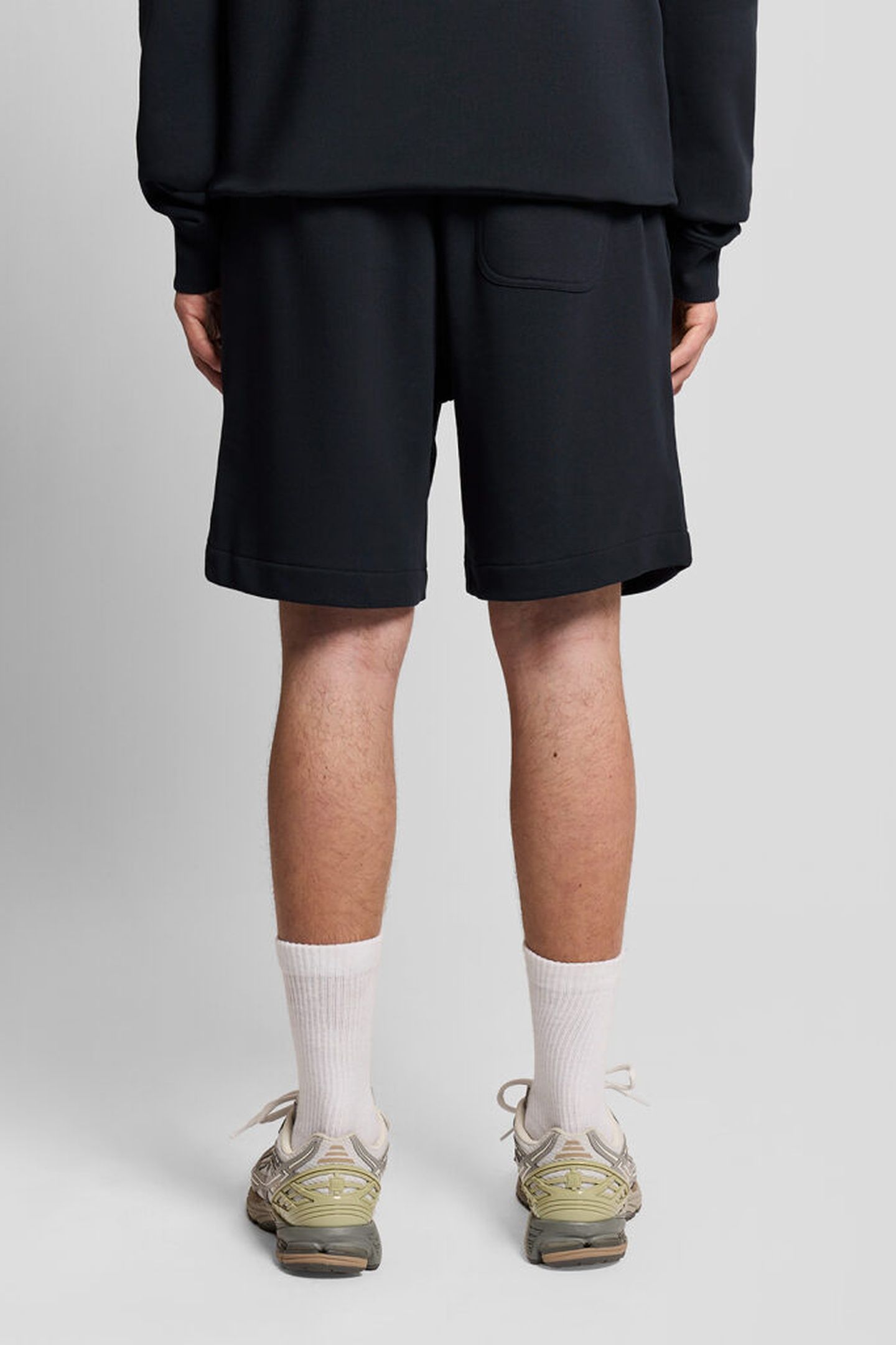 BORDERS LABEL GRAPHIC SWEATSHORT DARK NAVY 2