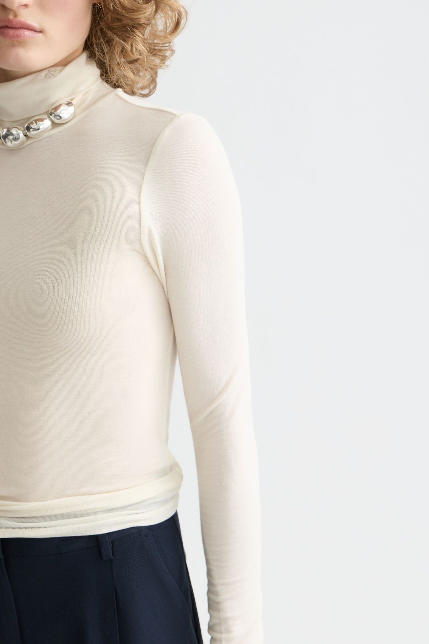 CORE ROLL UP NECK LONG SLEEVE T-SHIRT WHITE TRADITIONAL 6