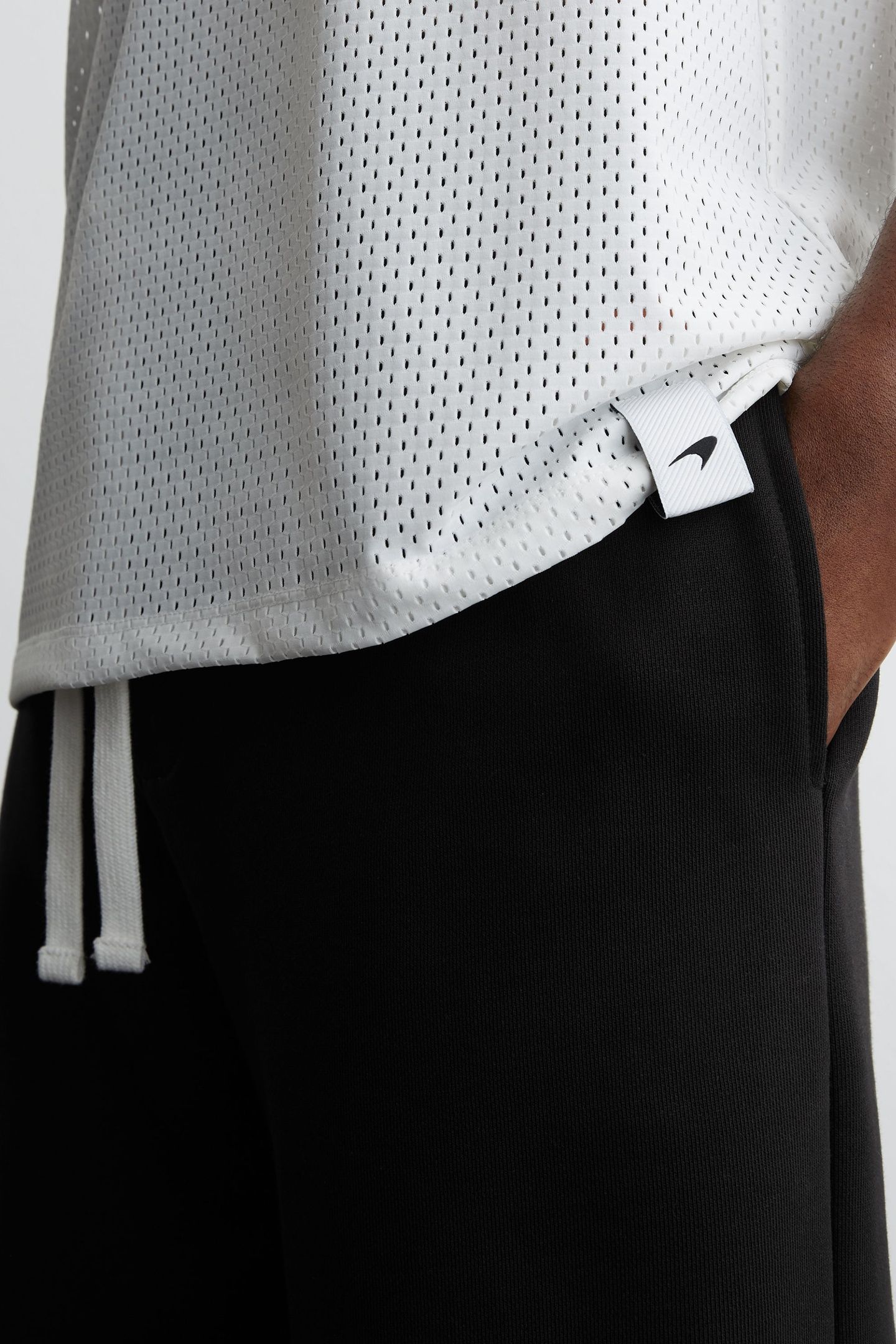 MCLAREN PRINTED MESH VEST WHITE 8