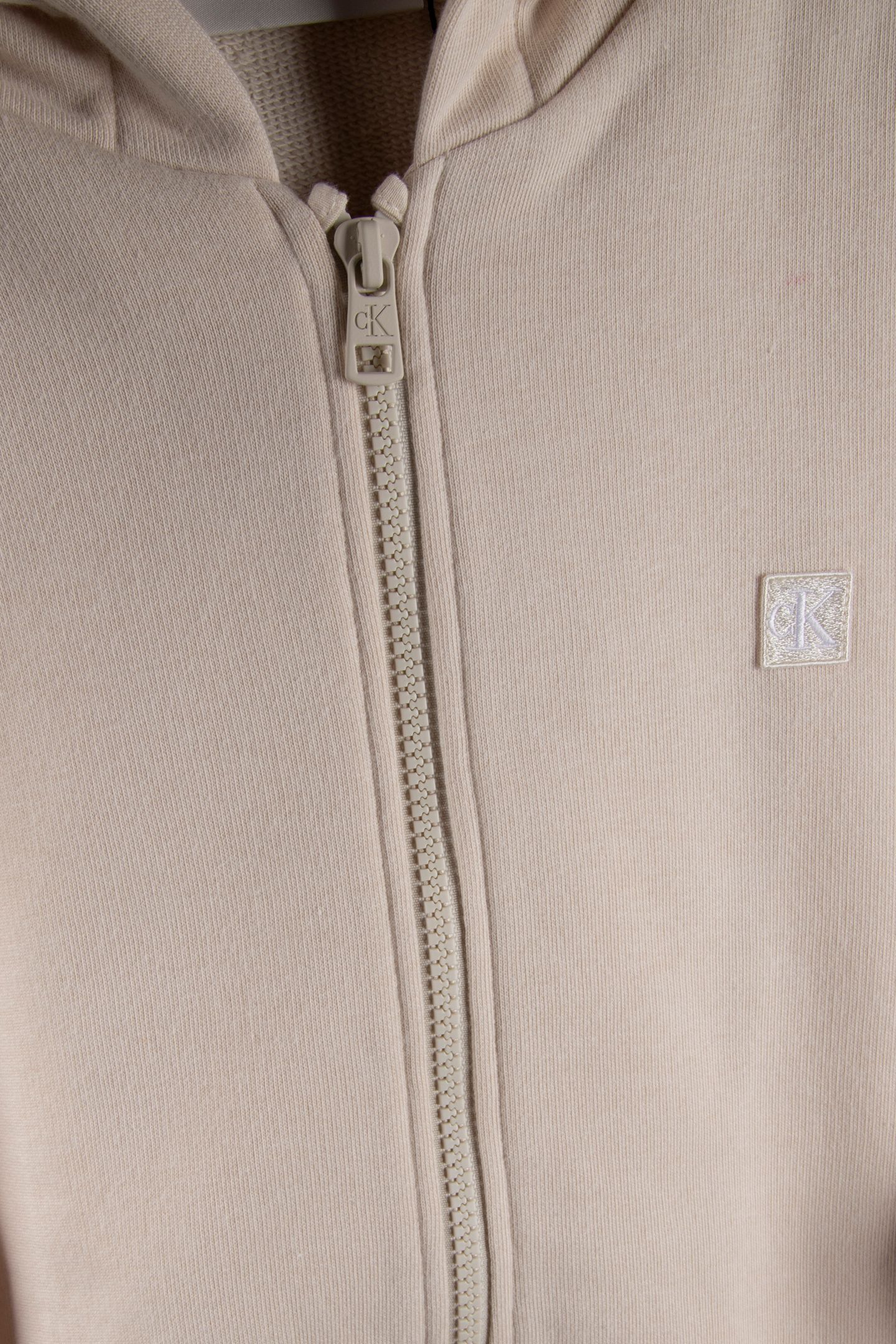 UNISEX MINI BADGE ZIP-THROUGH WHITECAP GRAY 4