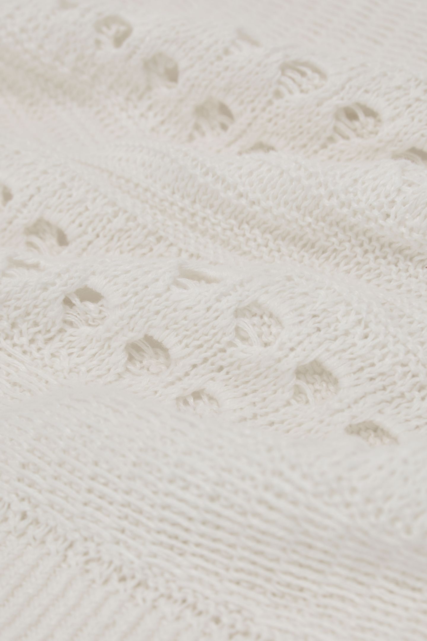 TEXTURE TOP WHITE 7