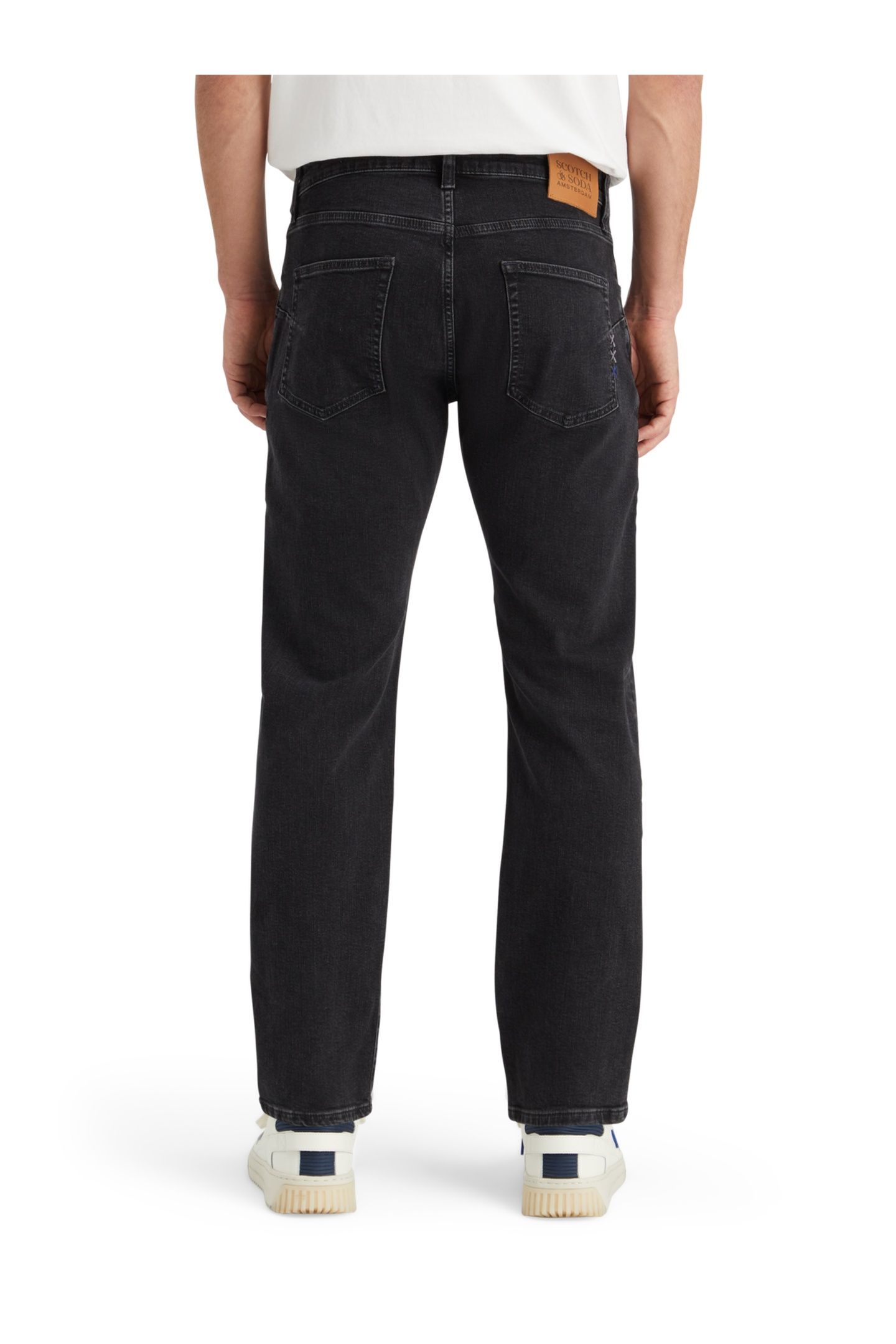 CORE THE ZEE STRAIGHT JEANS CITY BLACK DARK GREY 2