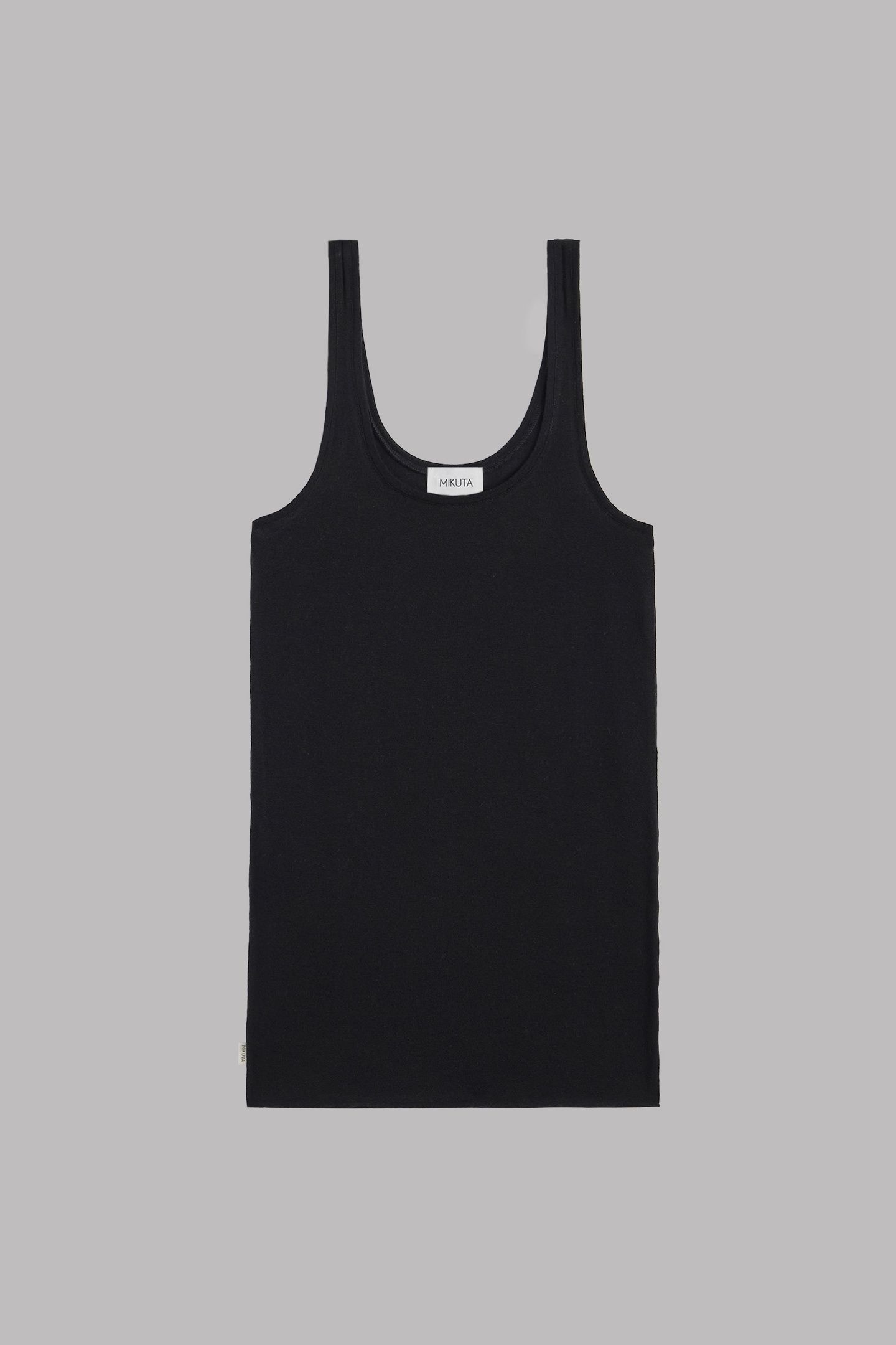 THE BLACK SOFT TANK TOP 3