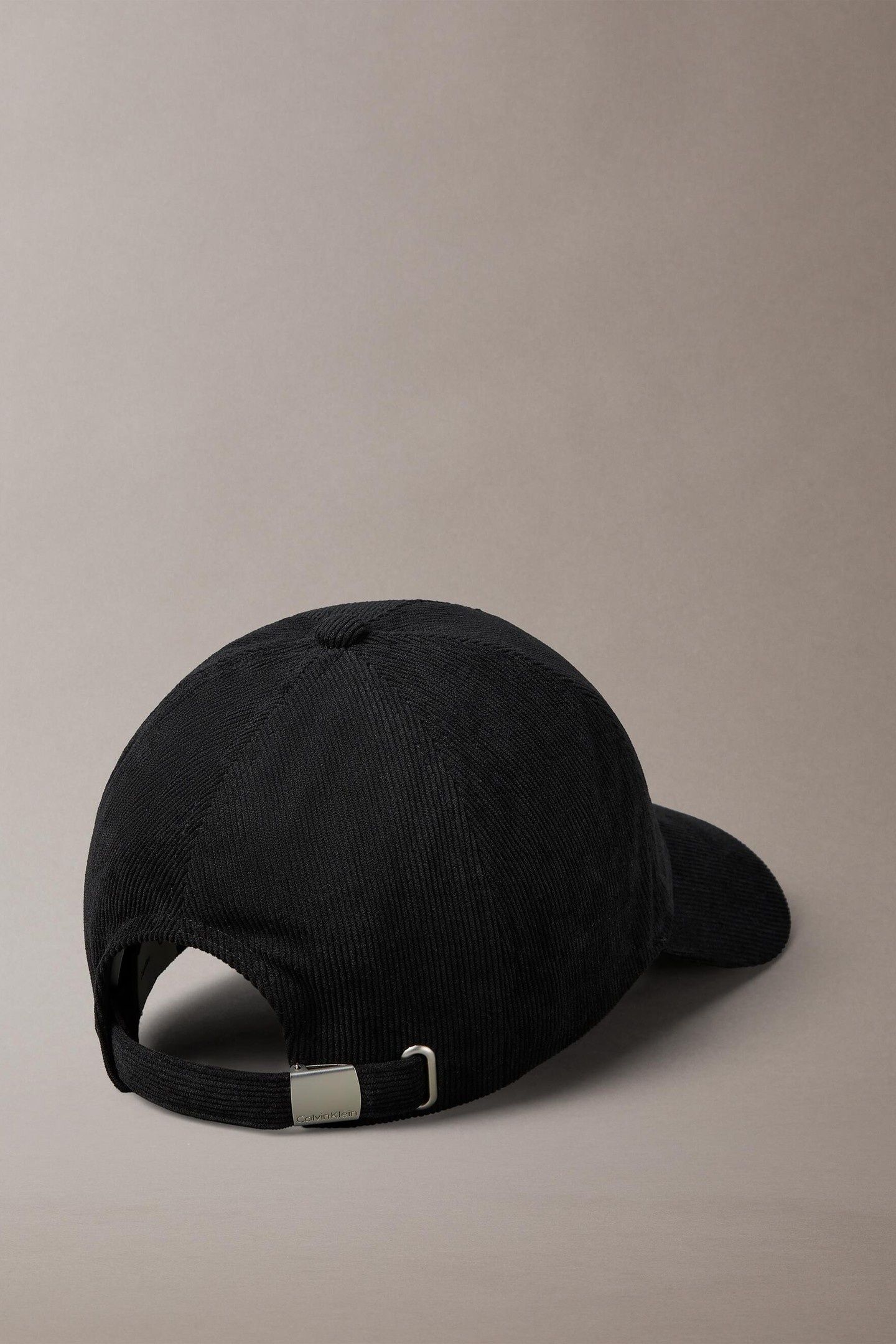 CORDUROY GRAPHIC 5 PANEL BLACK 2