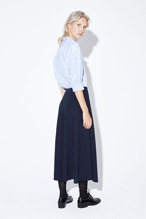 DRAPY CREPE SKIRT MIDNIGHT BLUE 2
