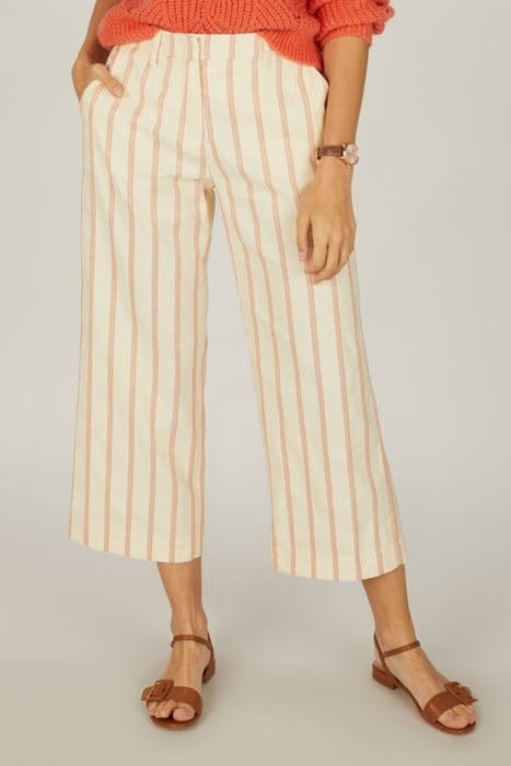 WIDE PANT BIG BACK PKT WHITE 4