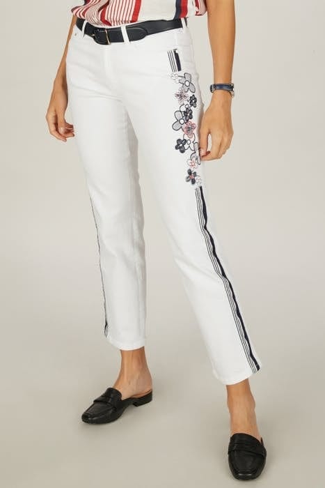 REGULAR WAIST STRAIGHT CROPPED WHITE 2