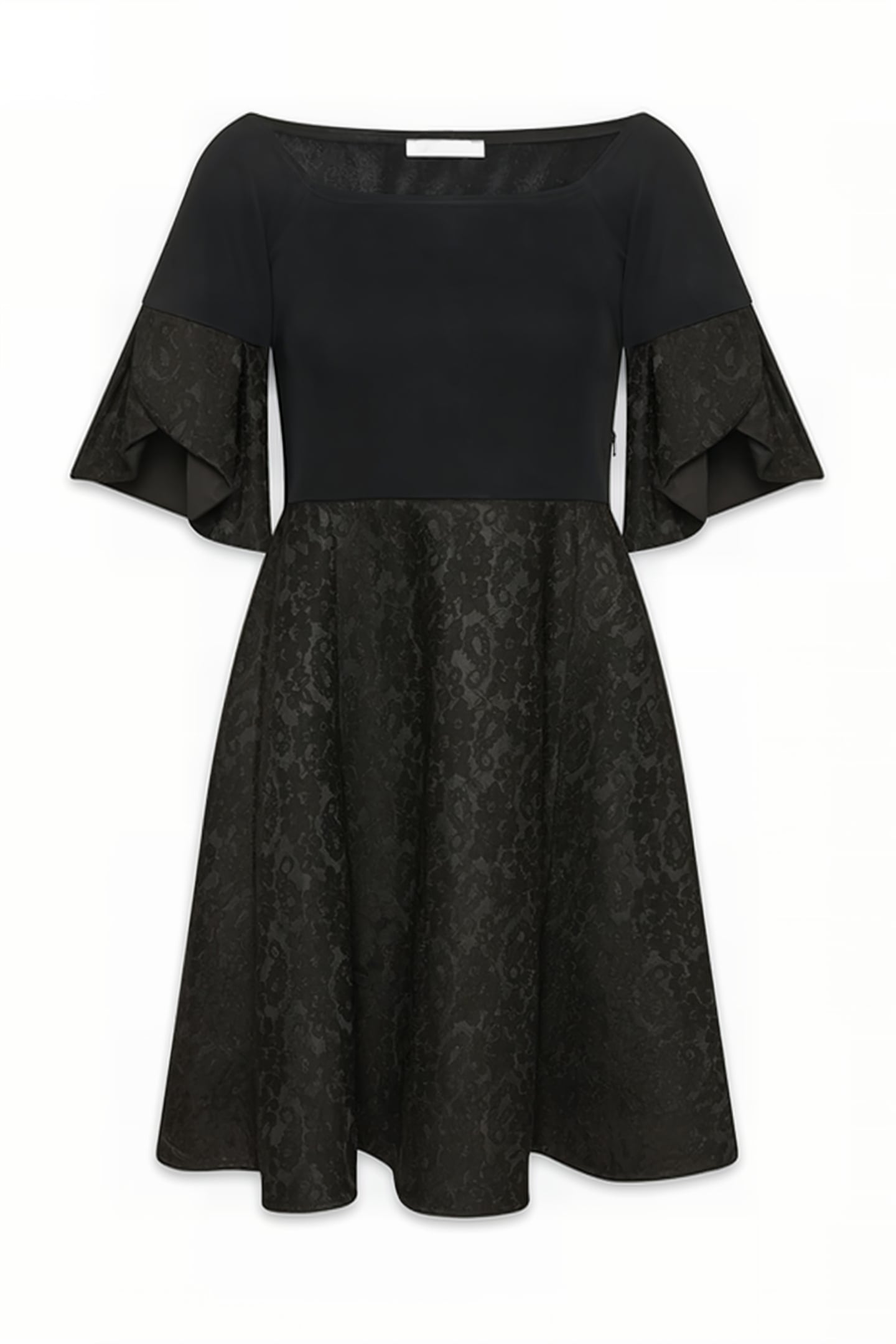 EVAELLE BLACK 2