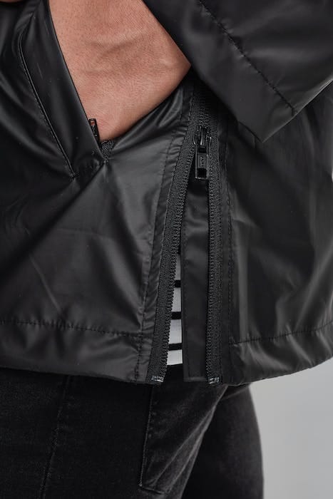 LIGHT PULL OVER JACKET BLACK 7