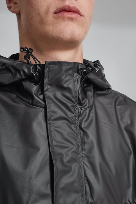 LIGHT PULL OVER JACKET BLACK 10