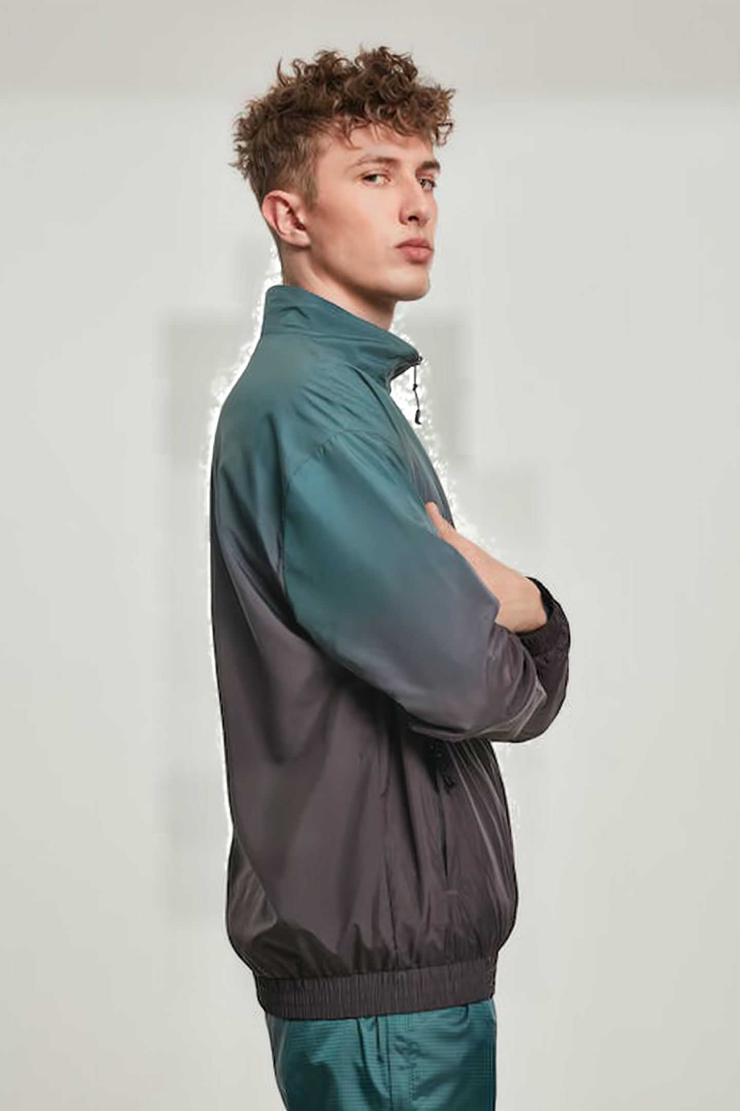 GRADIENT PULL OVER JACKET BLACK/BOTTLEGREEN 5
