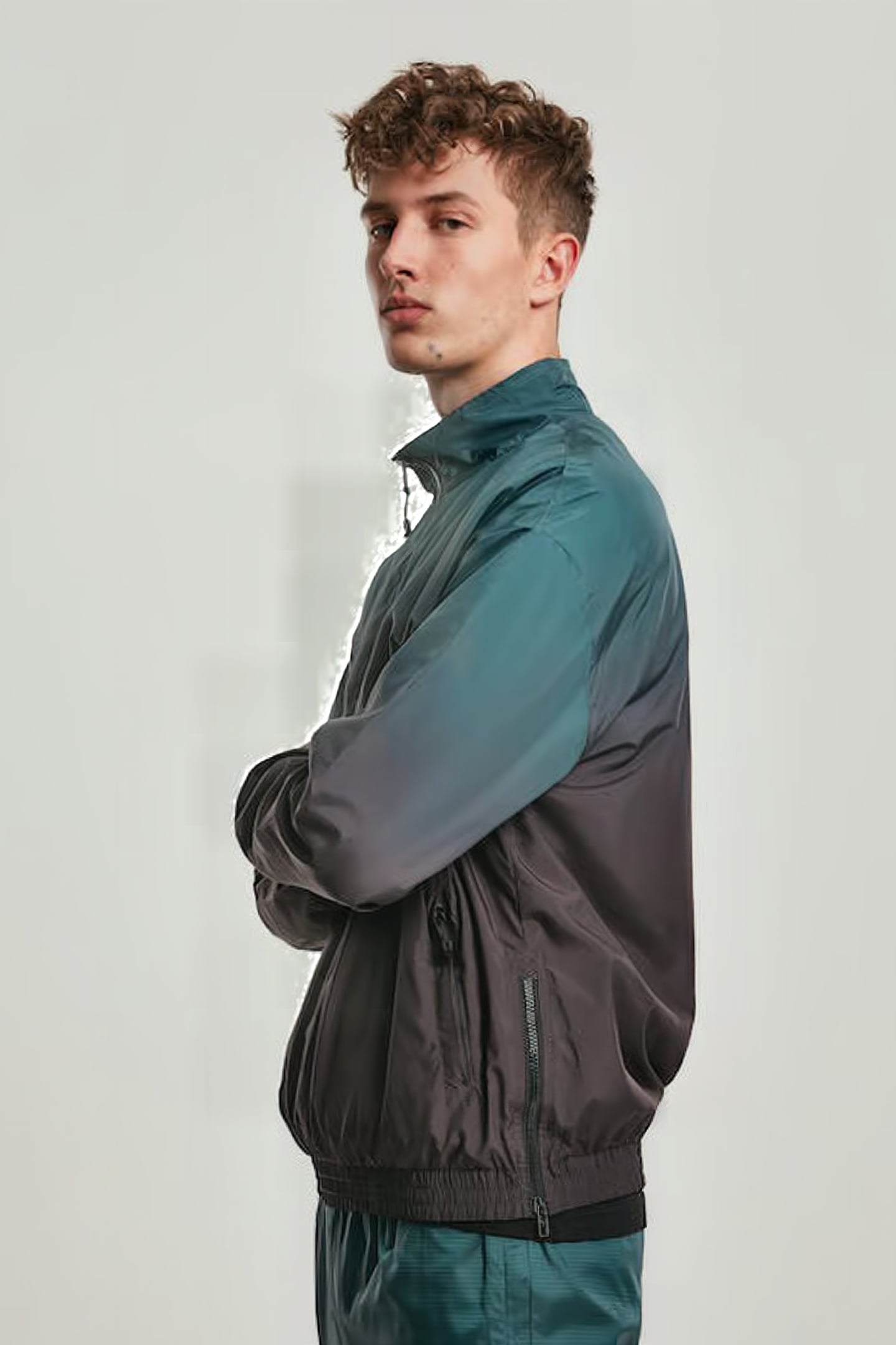 GRADIENT PULL OVER JACKET BLACK/BOTTLEGREEN 6