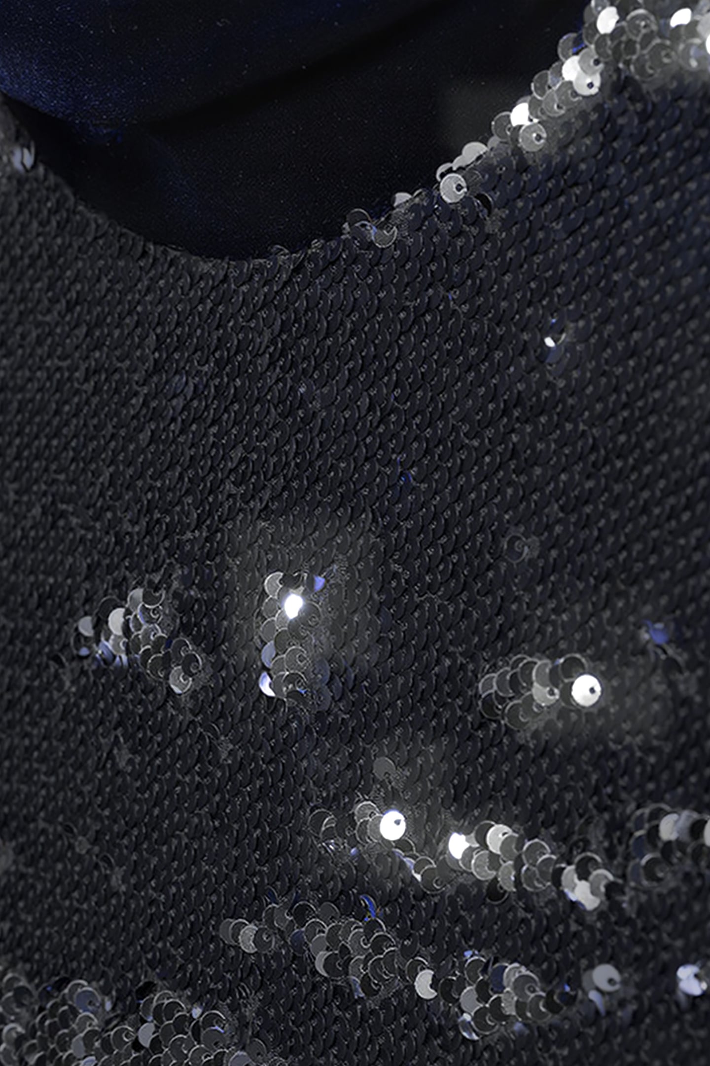 WOMEN‘S MAXI SEQUIN DRESS WITH HIGH COLLAR NAVY, SILVER 5