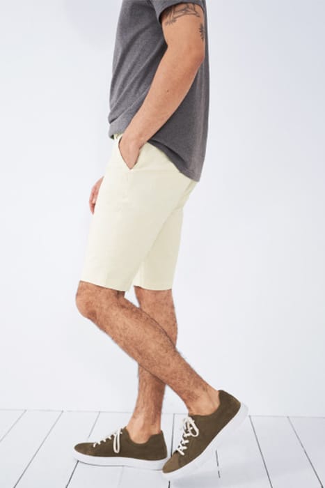 SUTTON  CHINO SHORT NAT WHITE 4