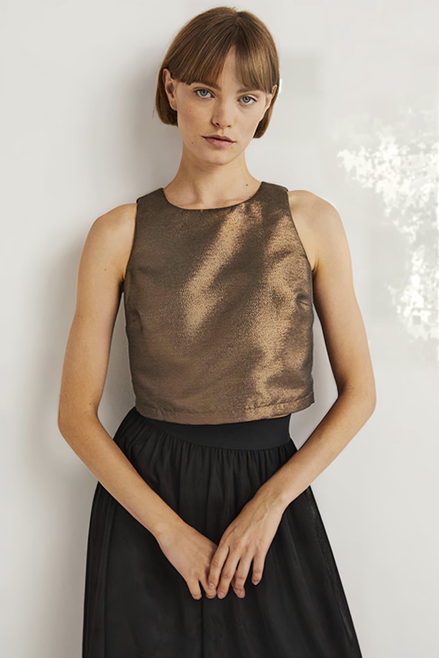 SCARLETT CROPPED TOP MET 1