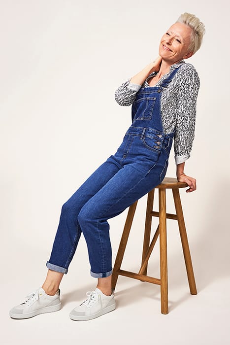 ISABELLE DUNGAREE MID DENIM 2