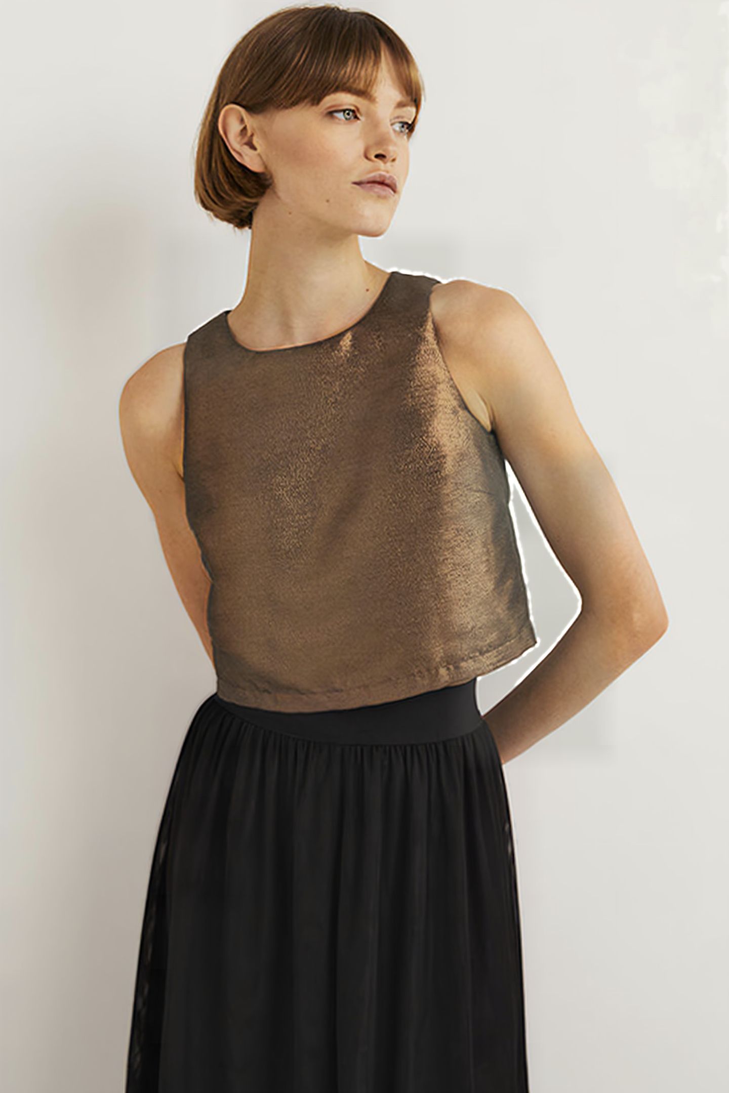 SCARLETT CROPPED TOP MET 3
