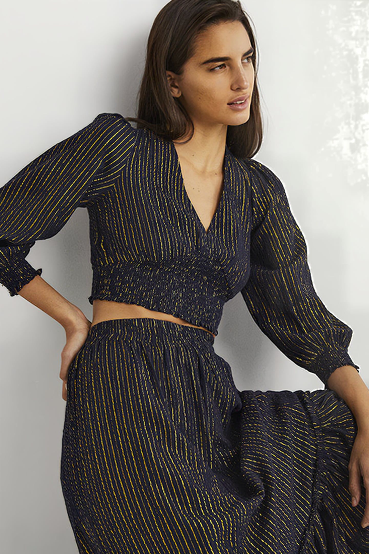 LUREX SMOCKED CROP TOP NVY 3