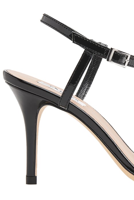 NORTH SANDAL BLACK 4