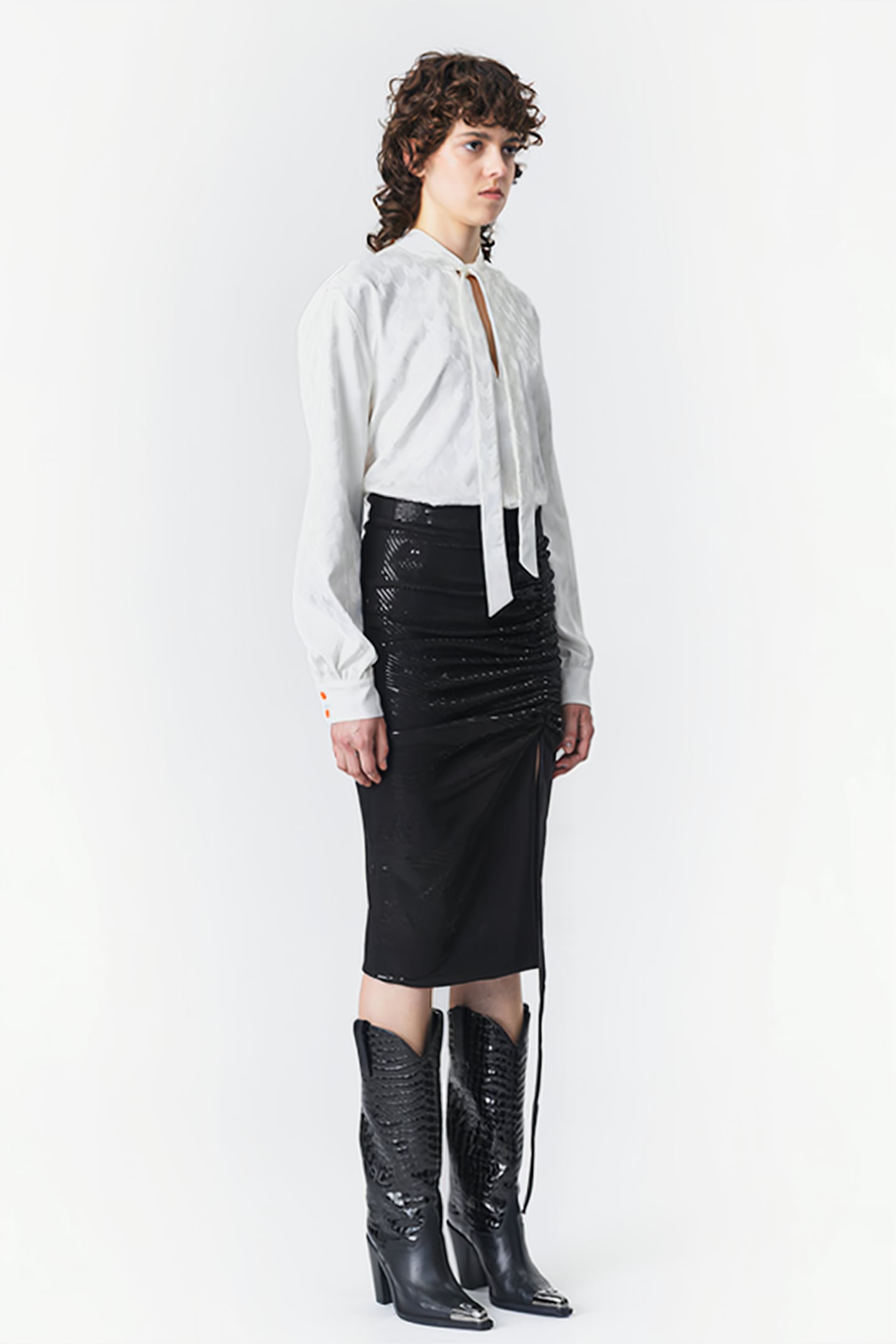 SEQUIN GATHERED SKIRT BLACK 2