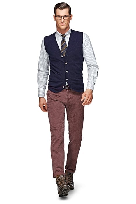 BURGUNDY PANTS 1