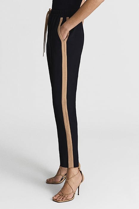 FRAZER SWEATPANTS — NAVY 5