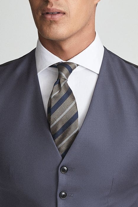HIKED WAISTCOATS — BLUE 4