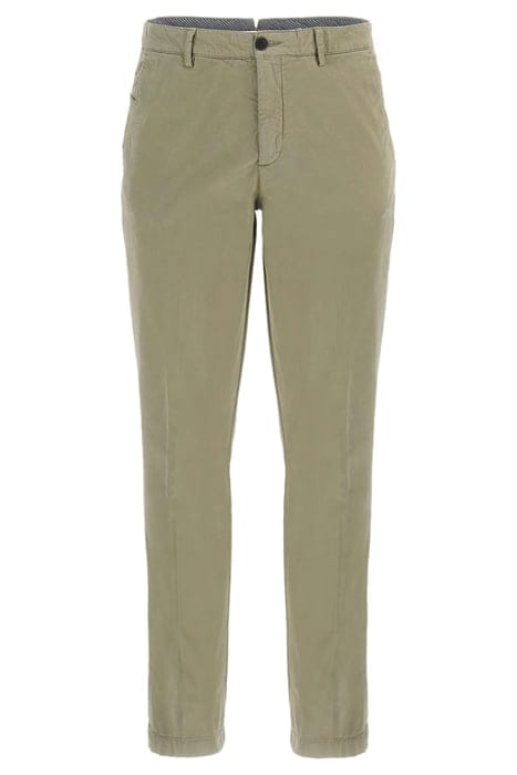 MARCIANO BY GUESS BEN URBAN CHINO OLIVE MORNING 4