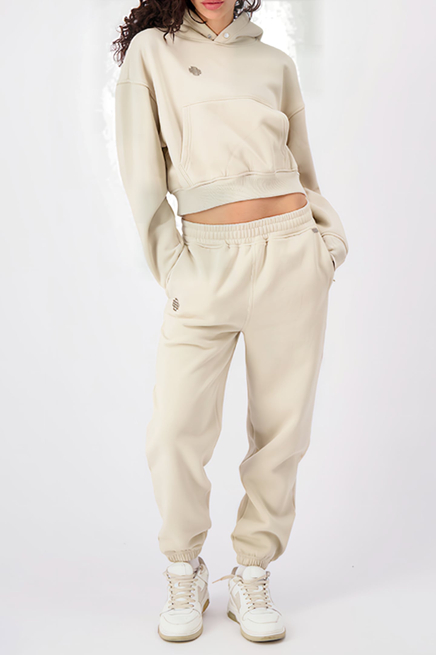 MONOGRAM HOODY SAND 2