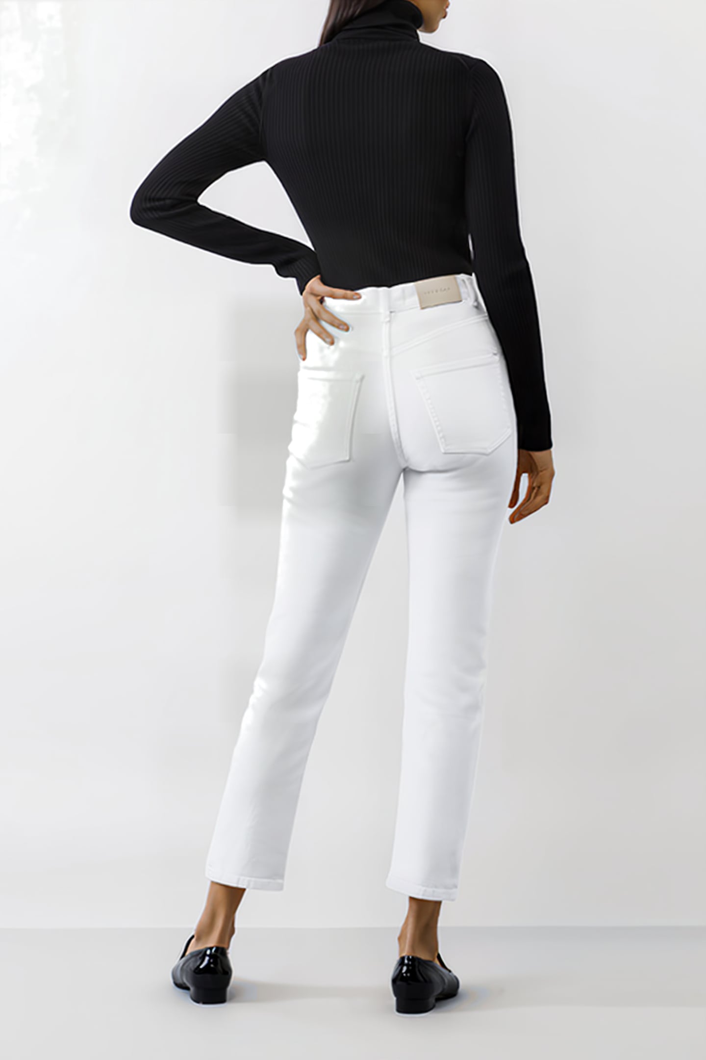 PEPA WHITE 2