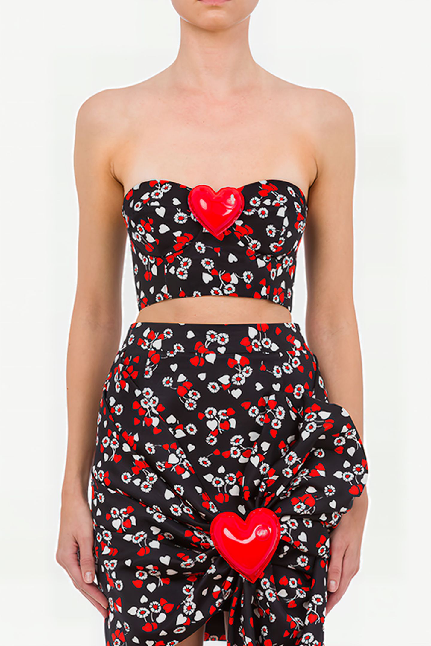 ALLOVER HEARTS OTTOMAN CROP TOP BLACK 1