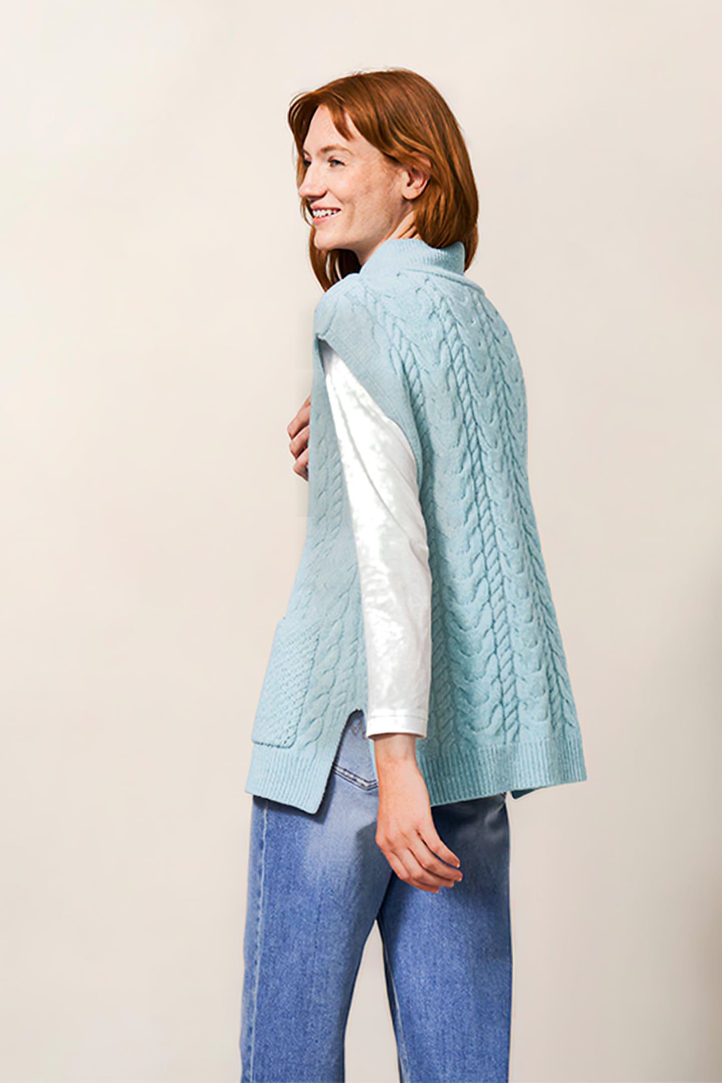 CHESTNUT CABLE POCKET PONCHO LIGHT BLUE 2