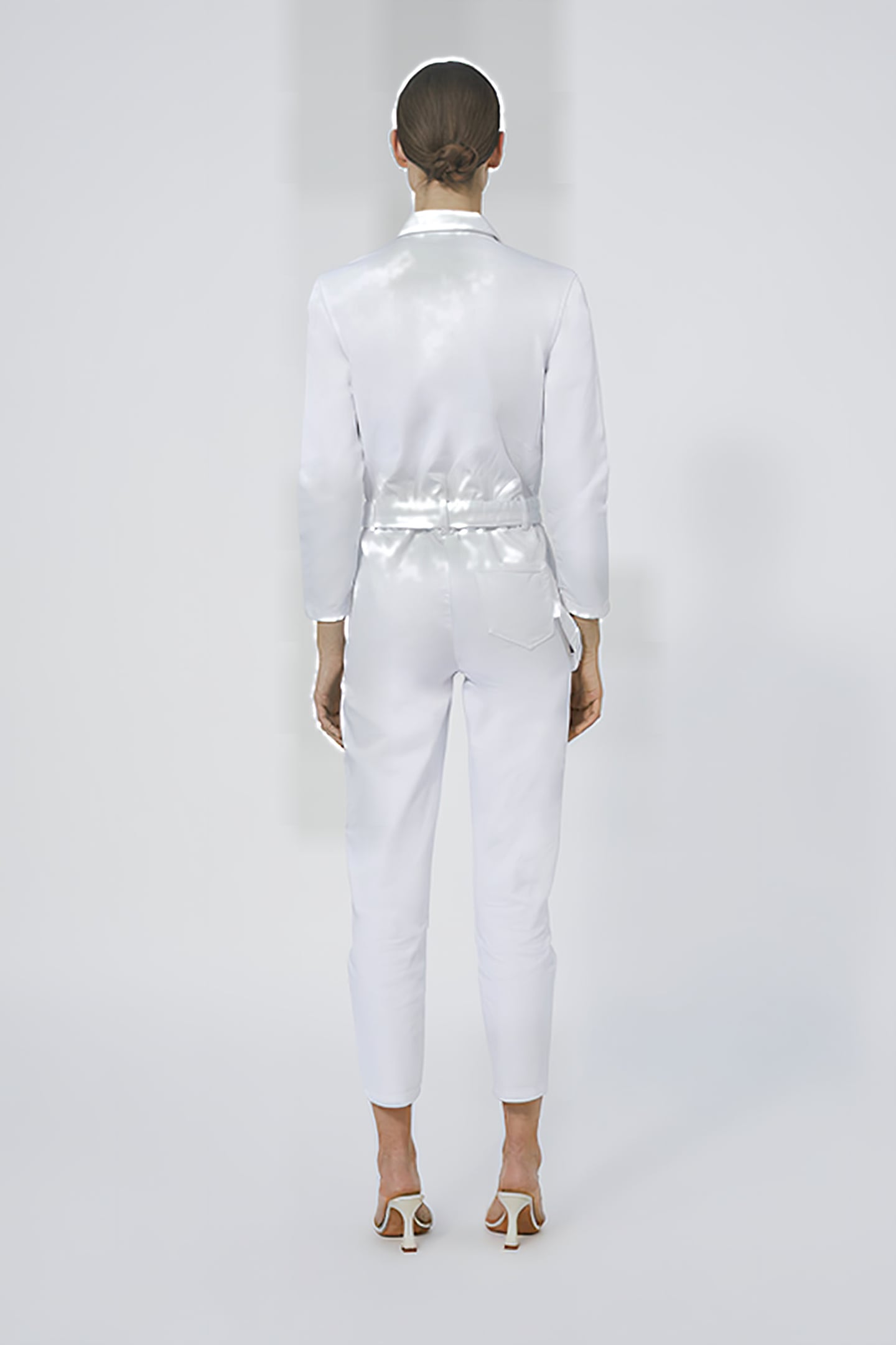 FLORIESPE JUMPSUIT IN WHITE 2